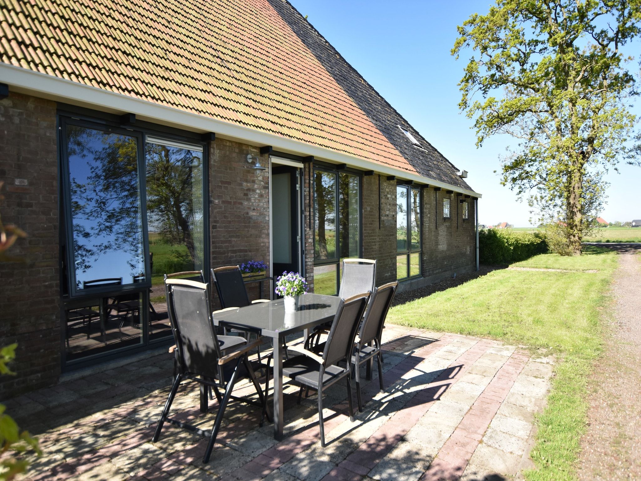De buitenkant van Berkenhof in Workum