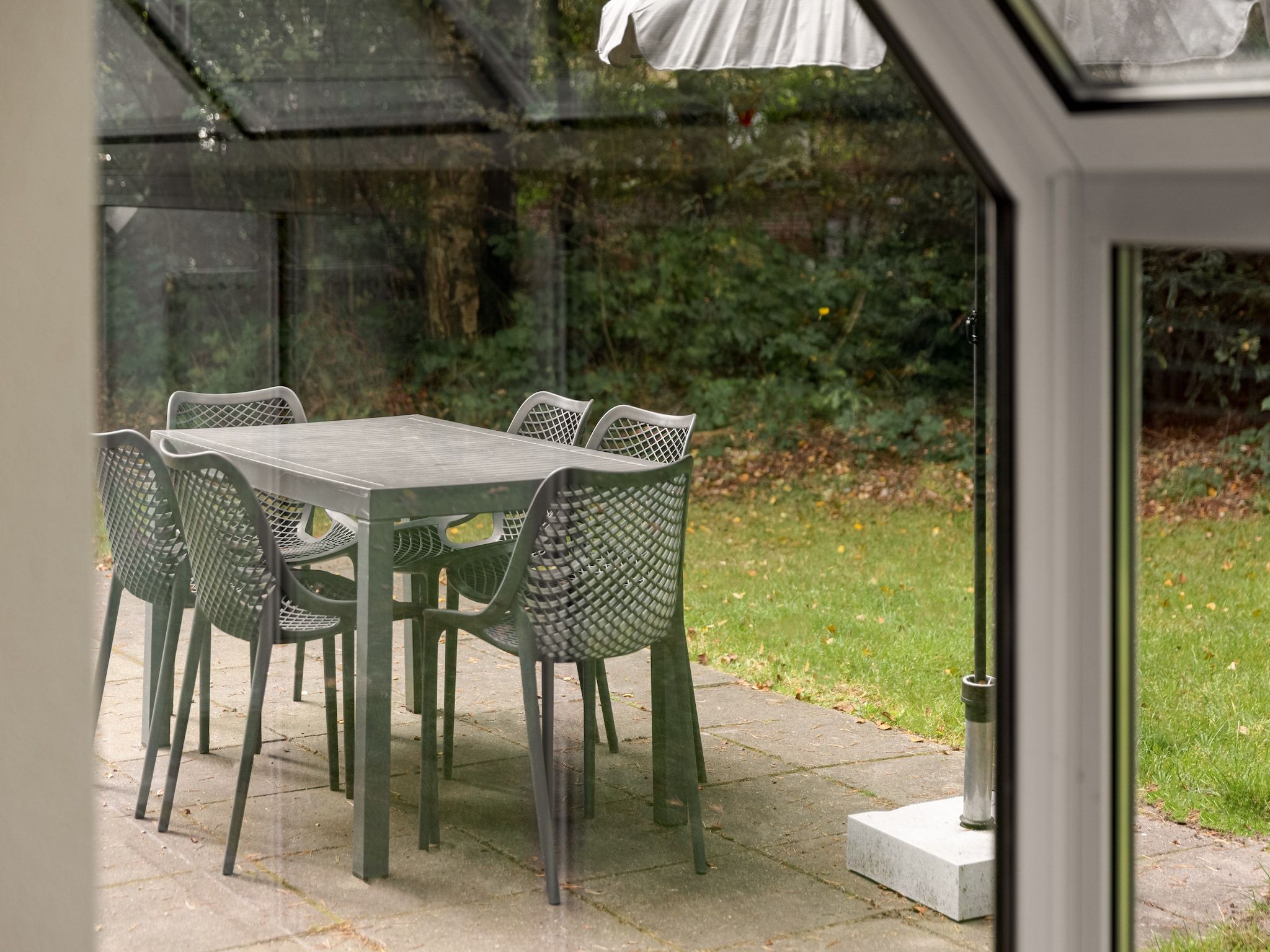 Het terras van Bospark Lunsbergen 2 in Borger