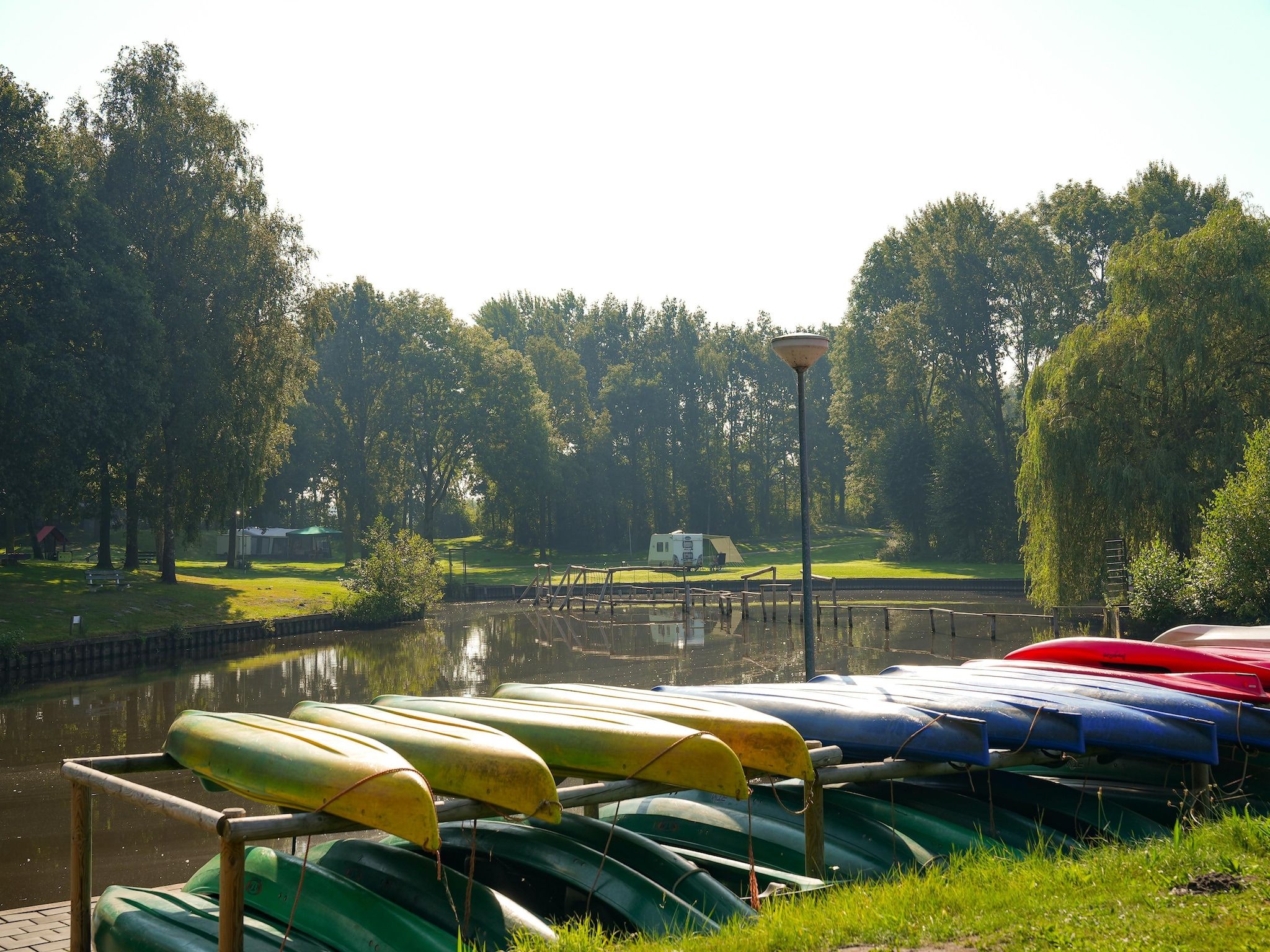 Parkfaciliteiten bij Hunzepark 1 in Gasselternijveen