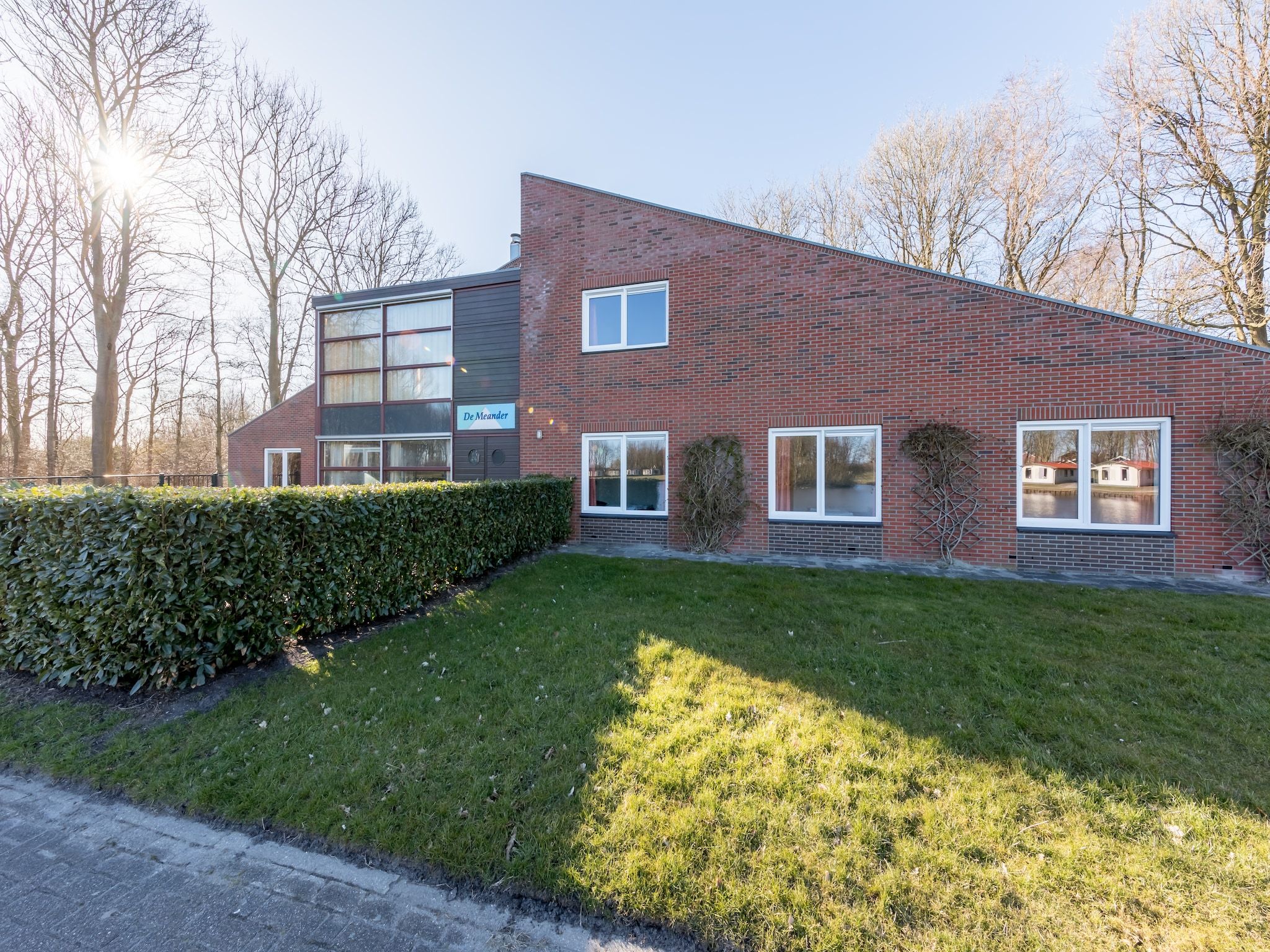 De buitenkant van Hunzepark 10 in Gasselternijveen