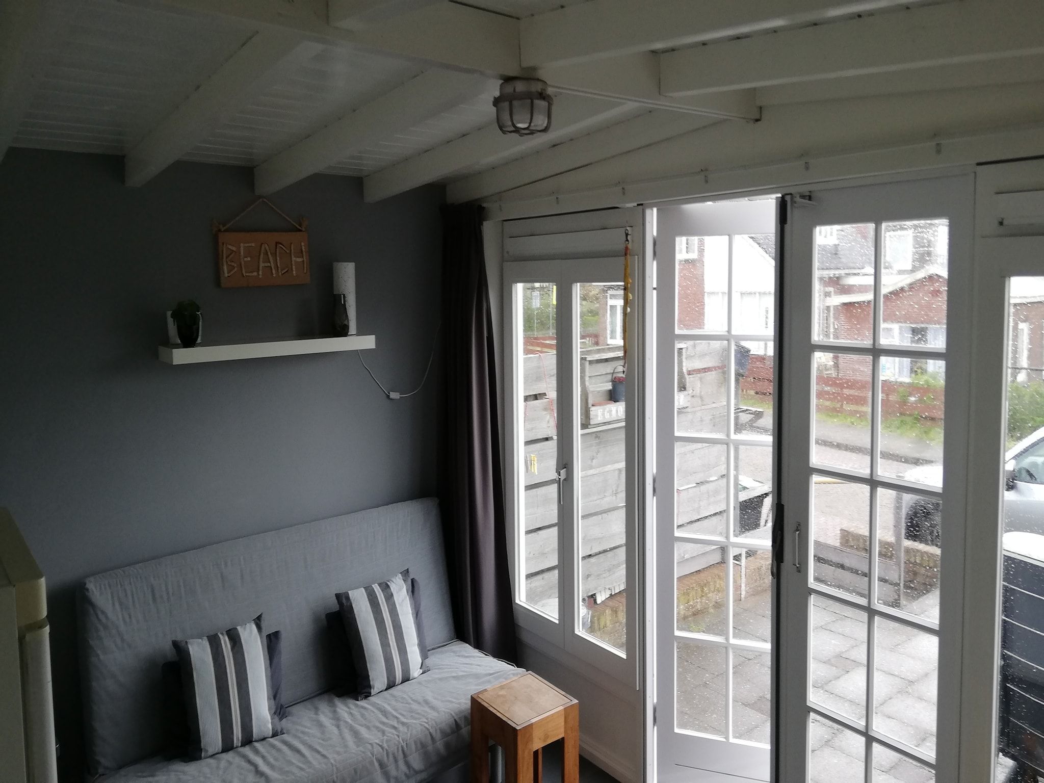 De woonkamer van Egmonds Duintje in Egmond aan zee