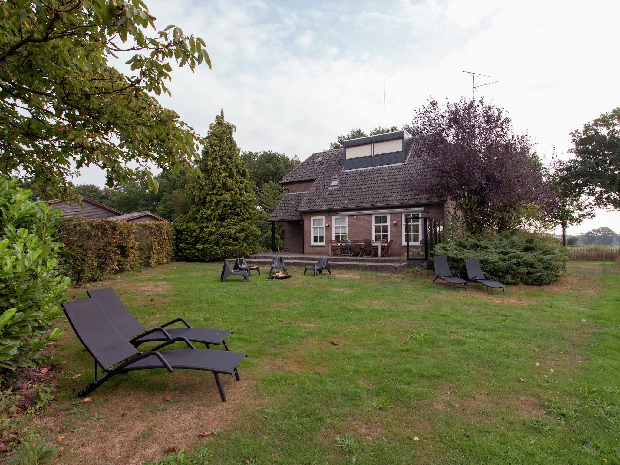 De tuin van Dorpswoning De Plek in Leende
