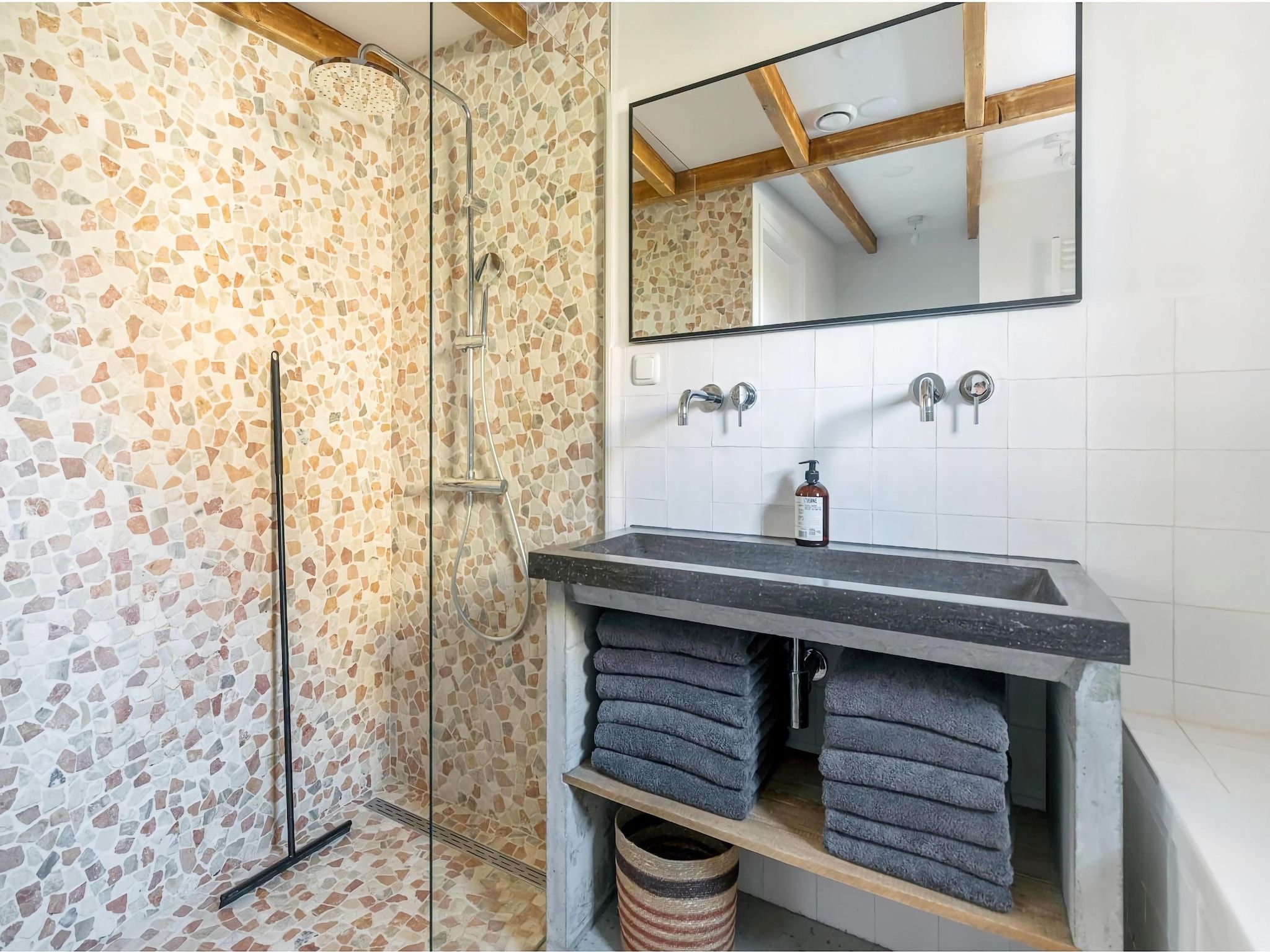 De badkamer van de Biotoop in Callantsoog