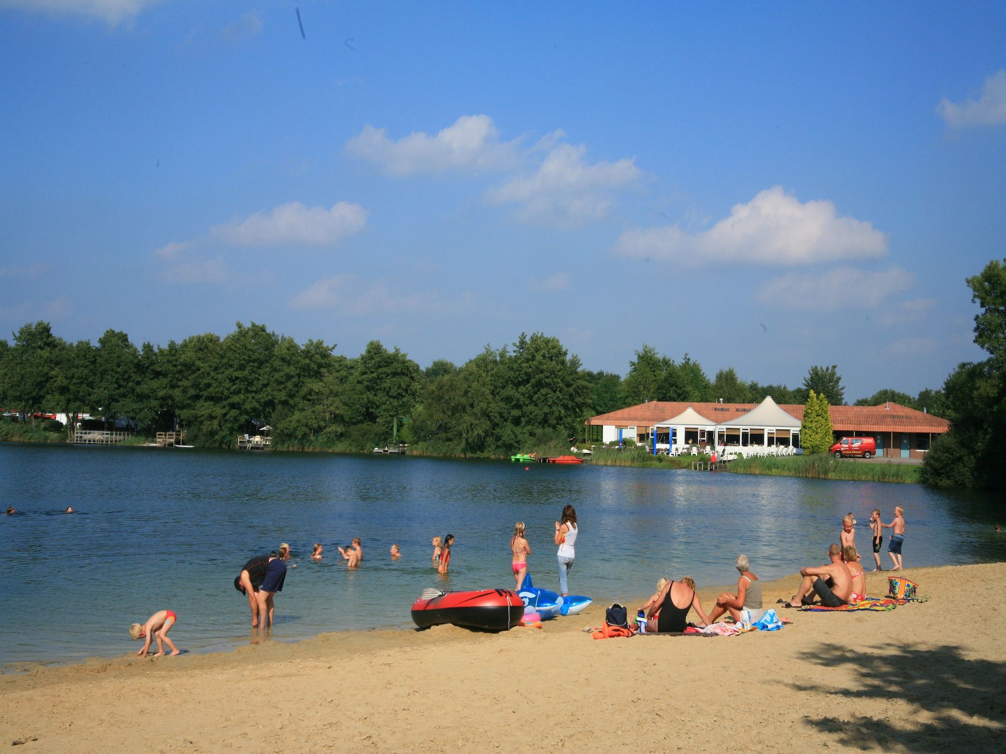 Parkfaciliteiten bij Villapark Akenveen 1 in Tynaarlo