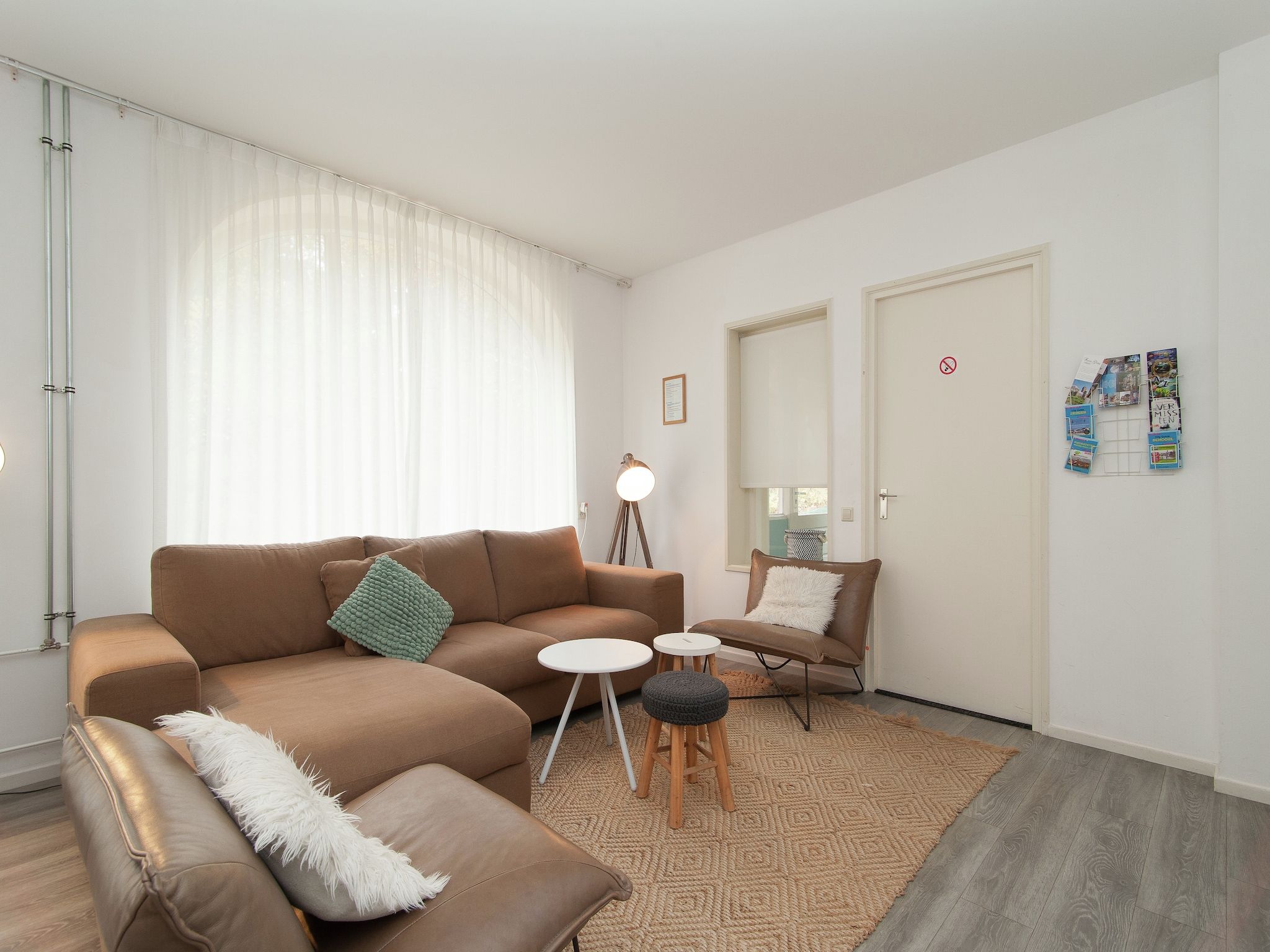 De woonkamer van Huize Glory Parel in Bergen aan zee