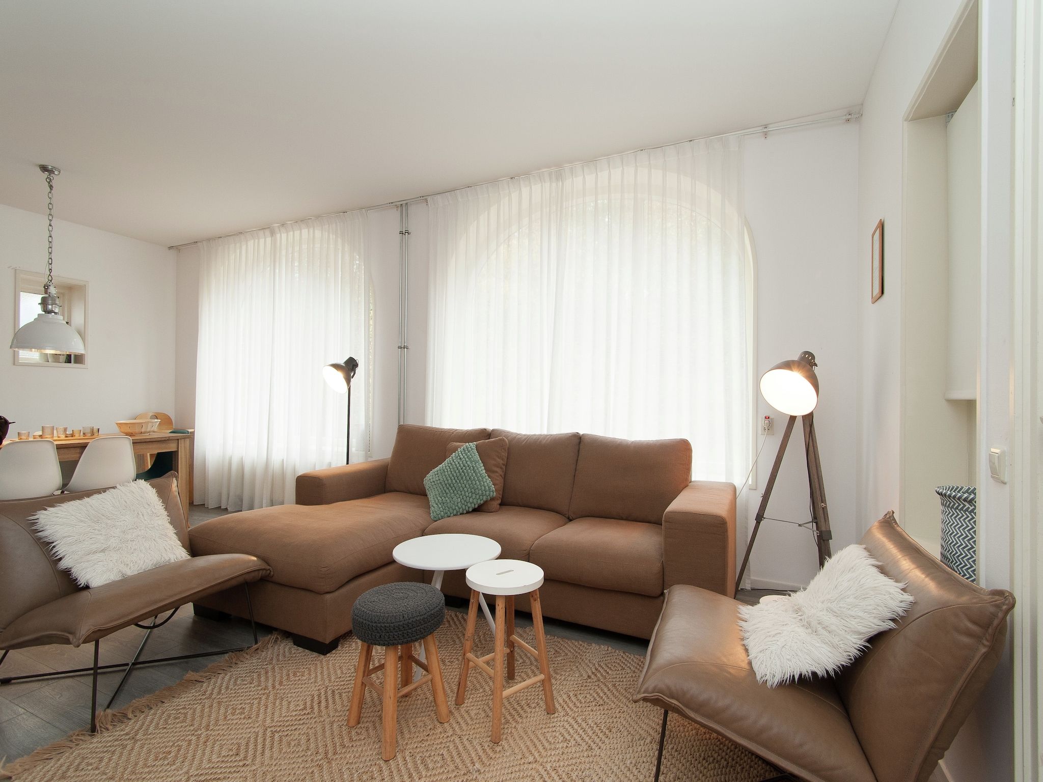 De woonkamer van Huize Glory Parel in Bergen aan zee