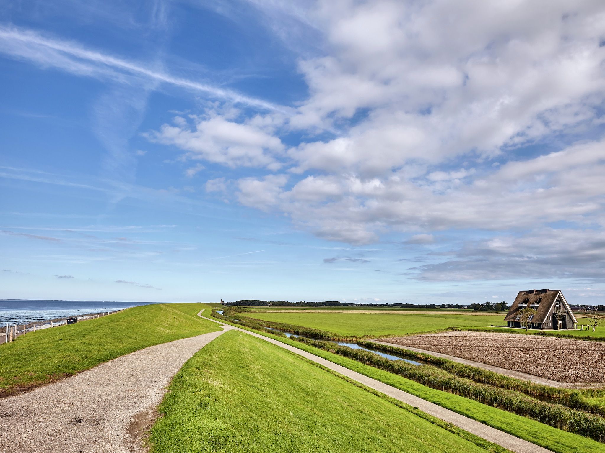 De buitenkant van Landhuis Wad Anders in Wierum