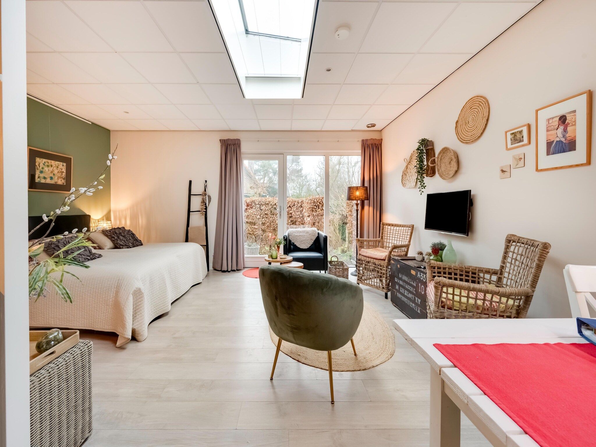 De woonkamer van Hof van Craeck III in Bergen