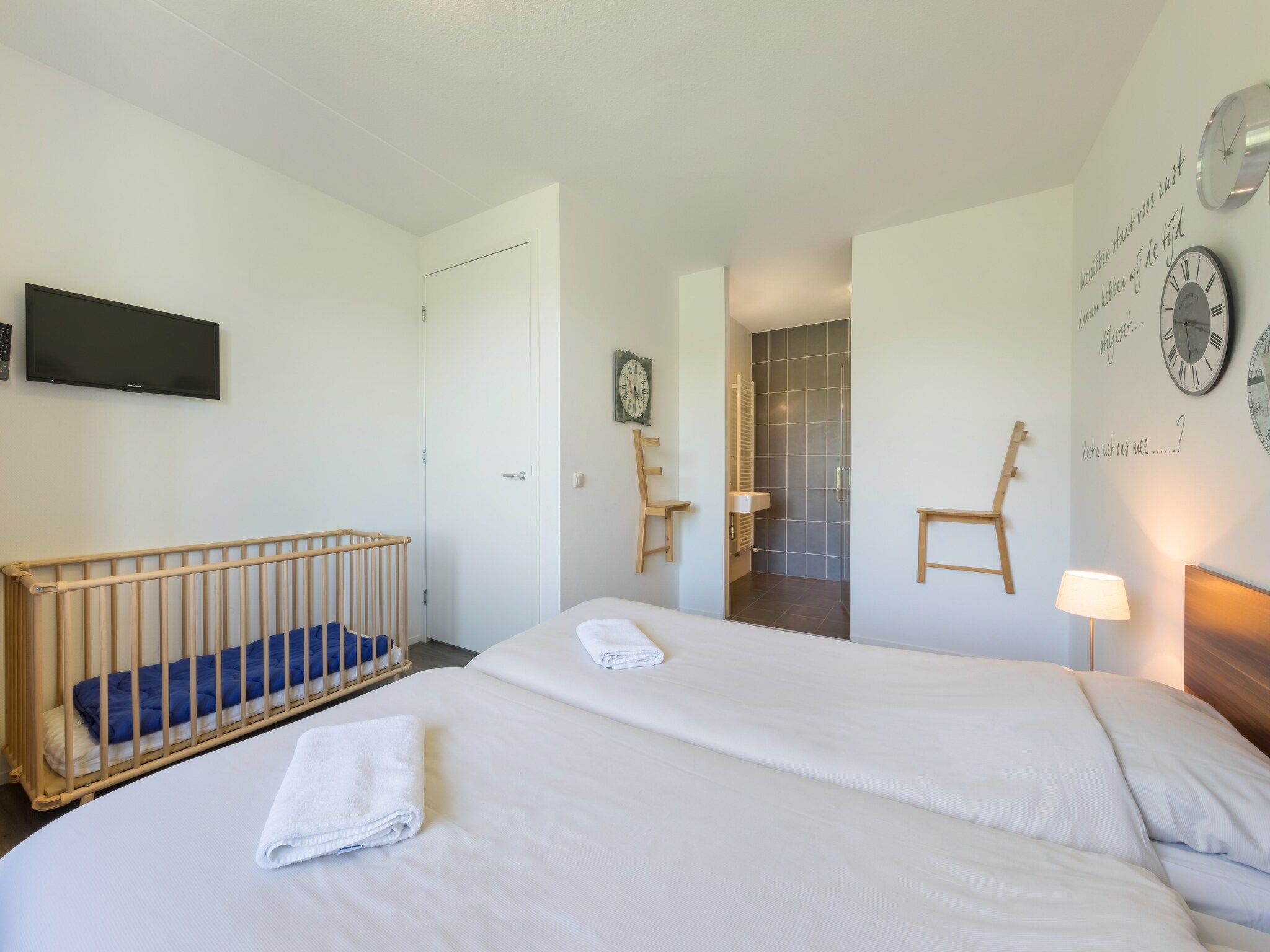 Een slaapkamer van Résidence de Weerribben 1 in Paasloo