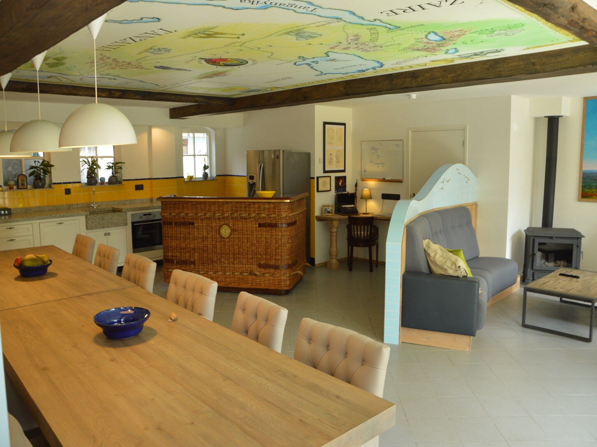 De woonkamer van Tramutana in Haaren