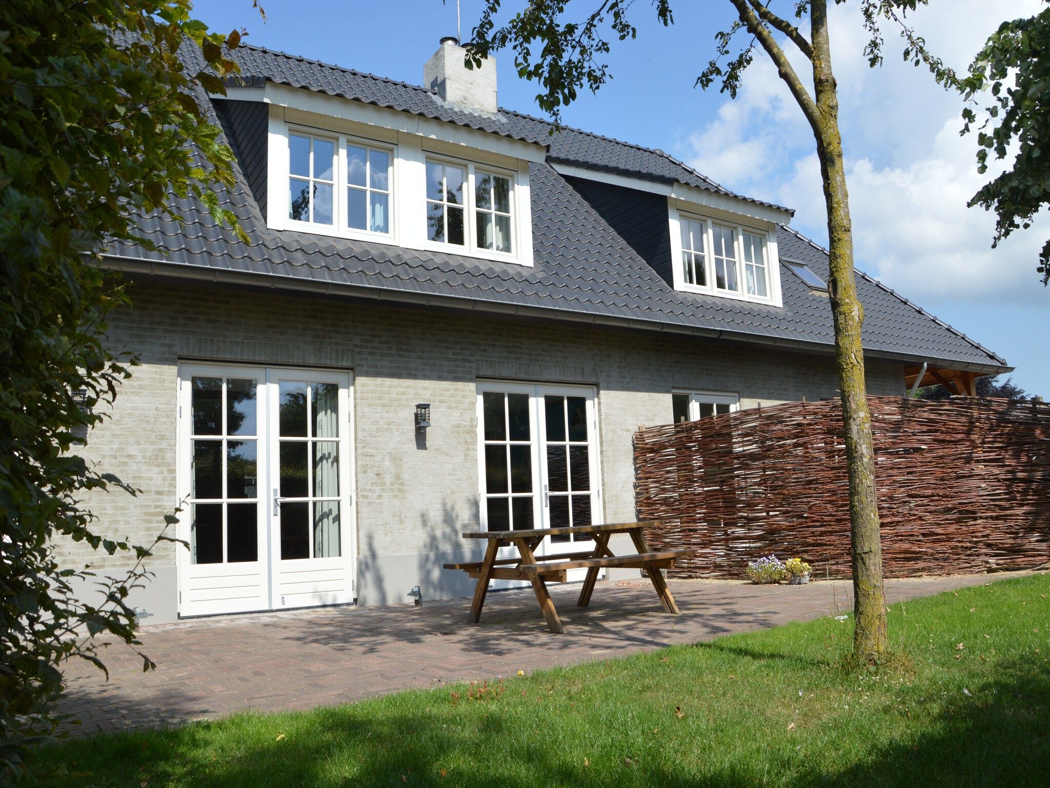 De buitenkant van Ballonatelier in Haaren
