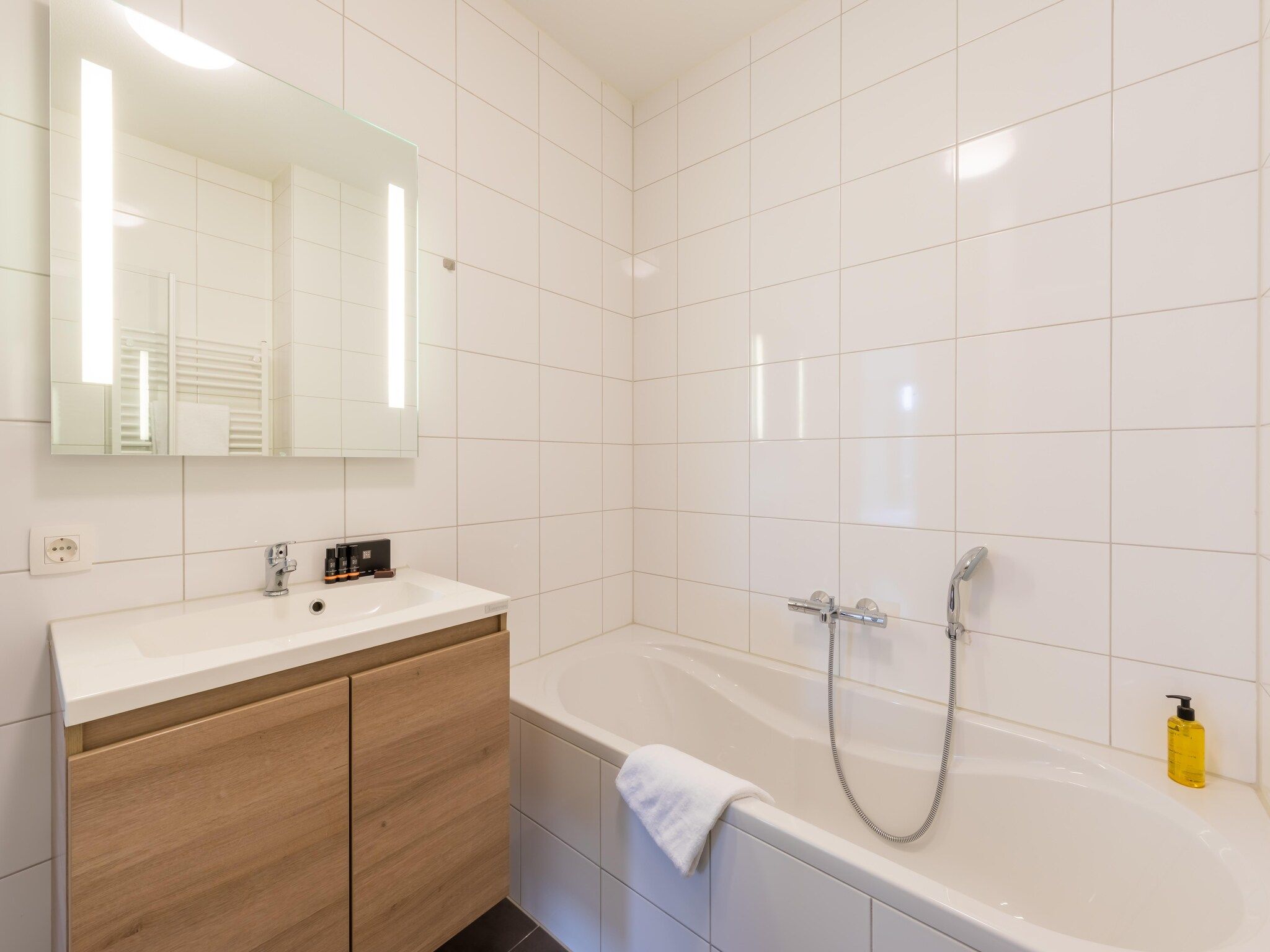De badkamer van Résidence Wijngaerde 3 in Domburg
