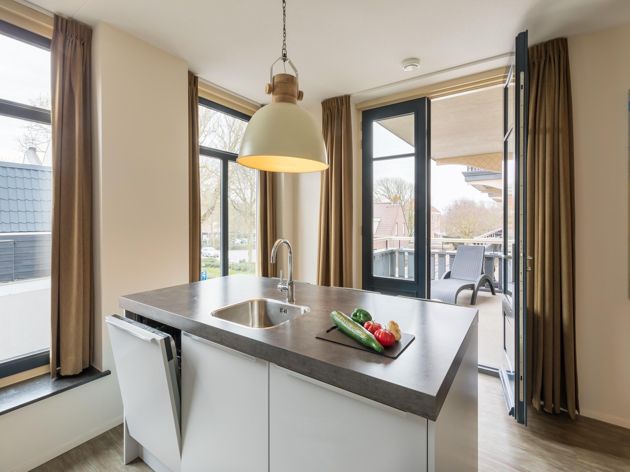 De eetkamer van Résidence Wijngaerde 3 in Domburg