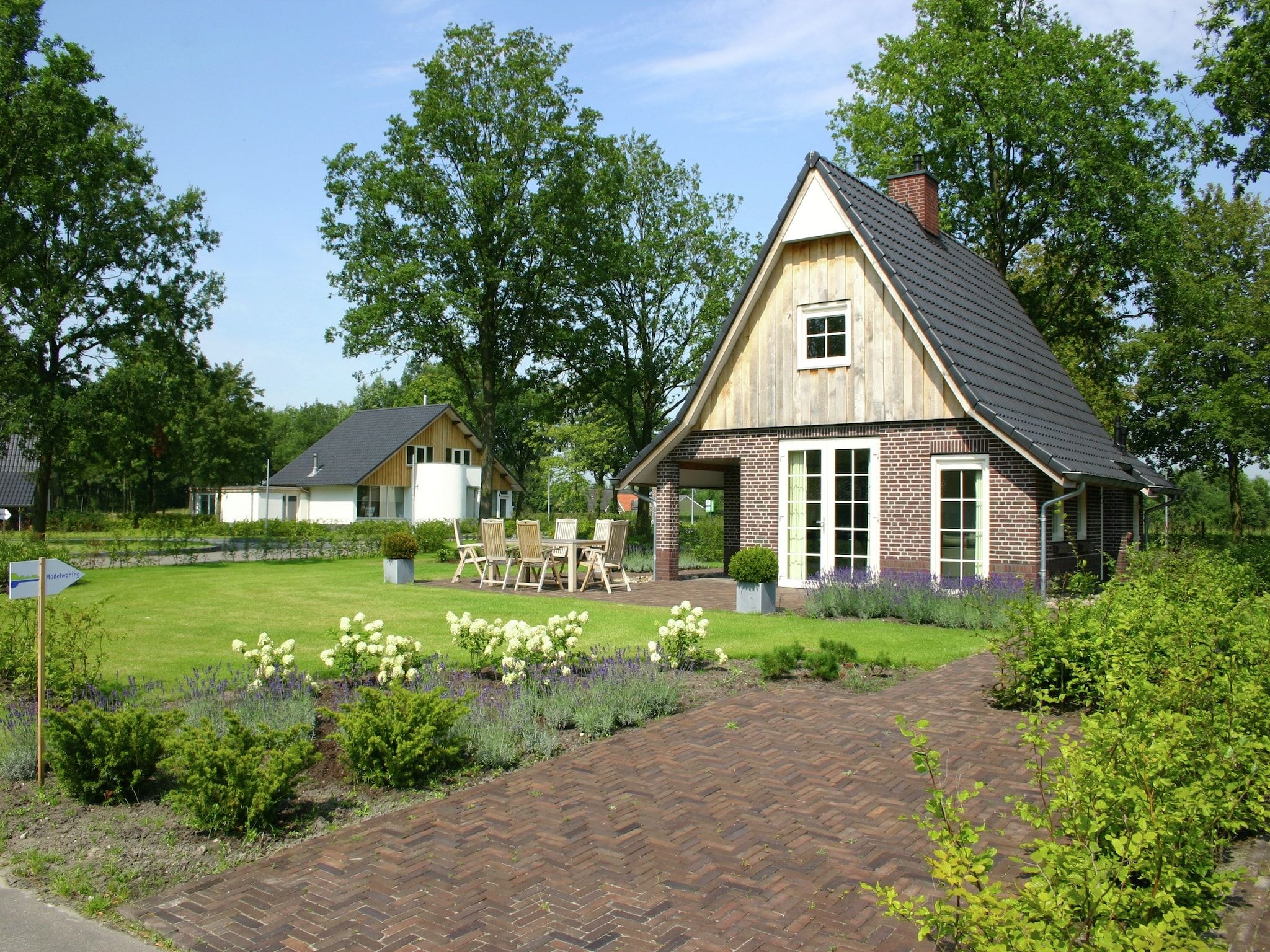 De buitenkant van Hof van Salland 3 in Hellendoorn