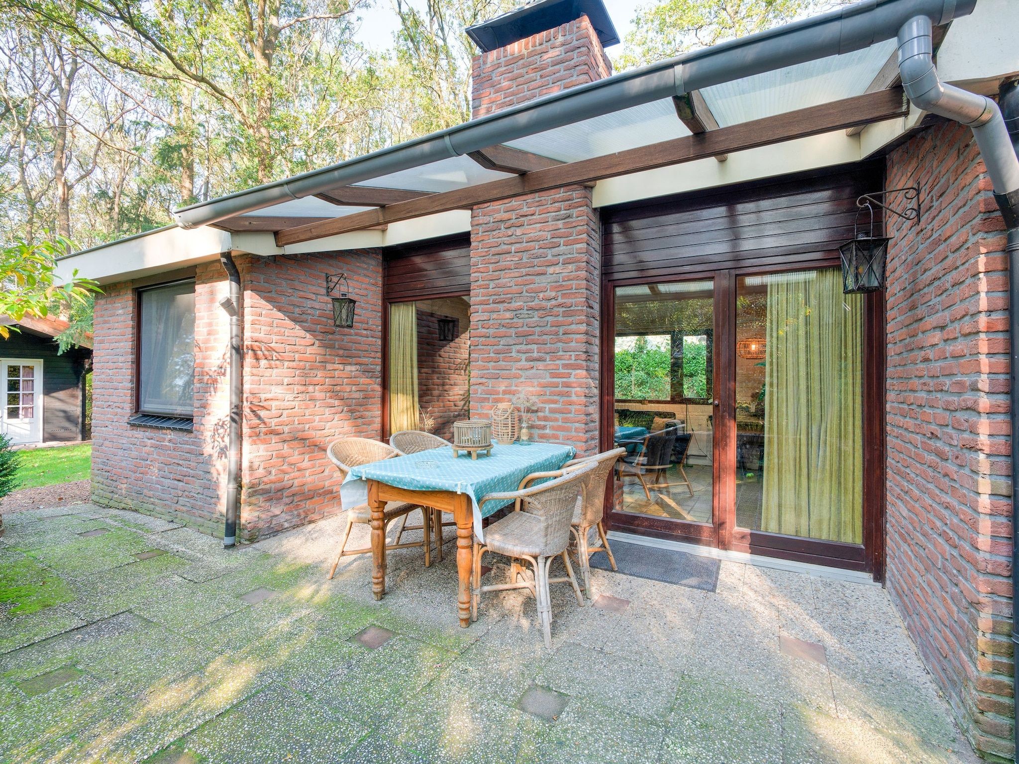 De buitenkant van The Forest Cottage in Zorgvlied