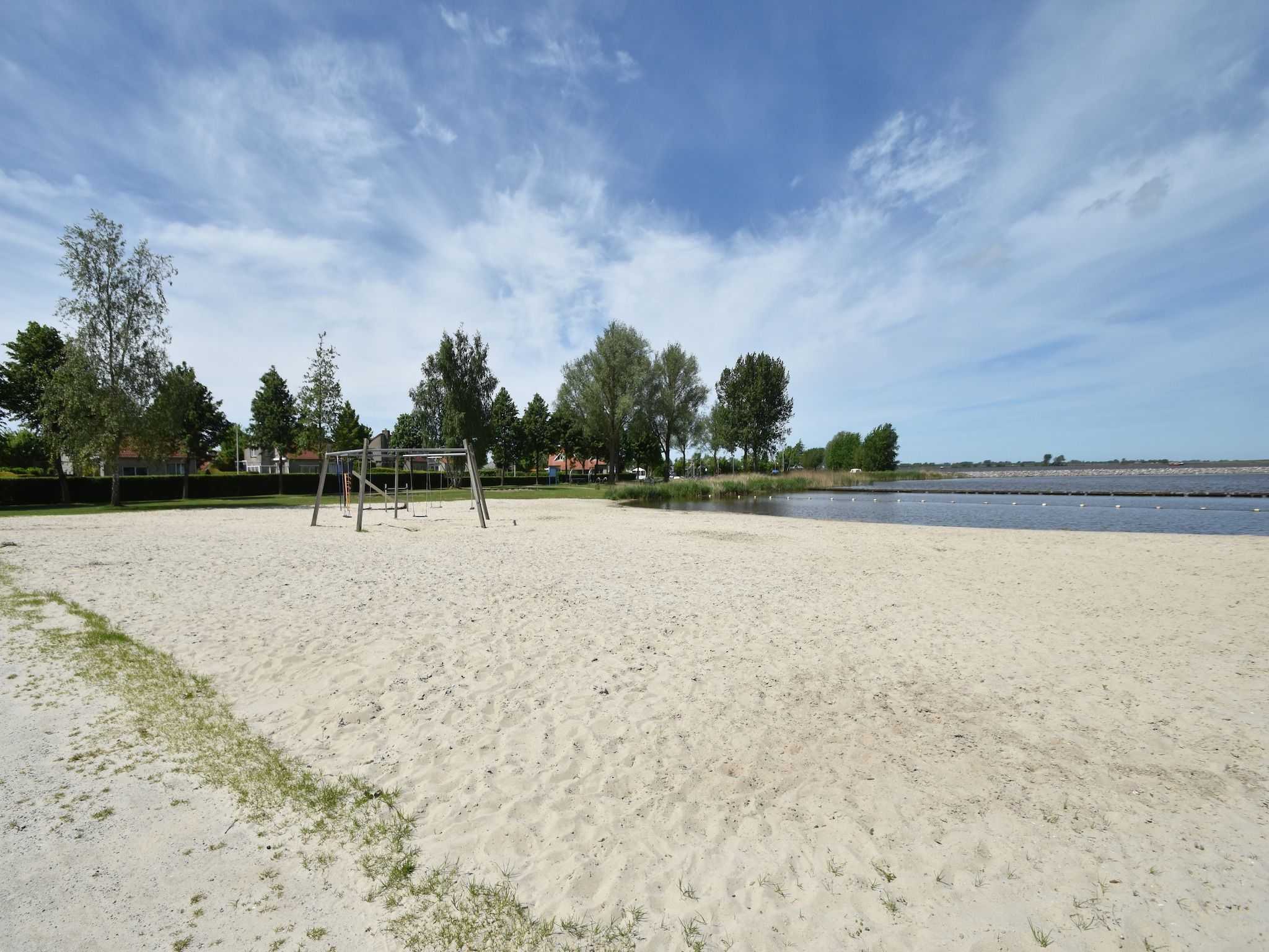 Aan de Friese Meren in Langweer - Foto 15 van 21