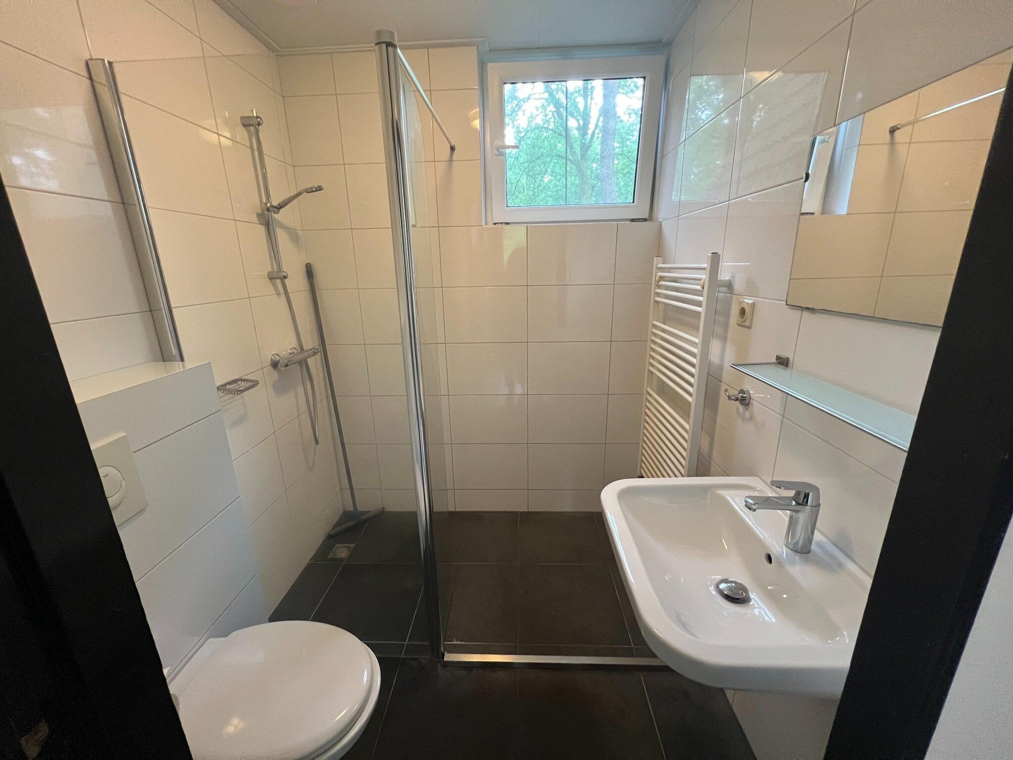 De badkamer van Vosseven 85 Muizeoortje in Stramproy
