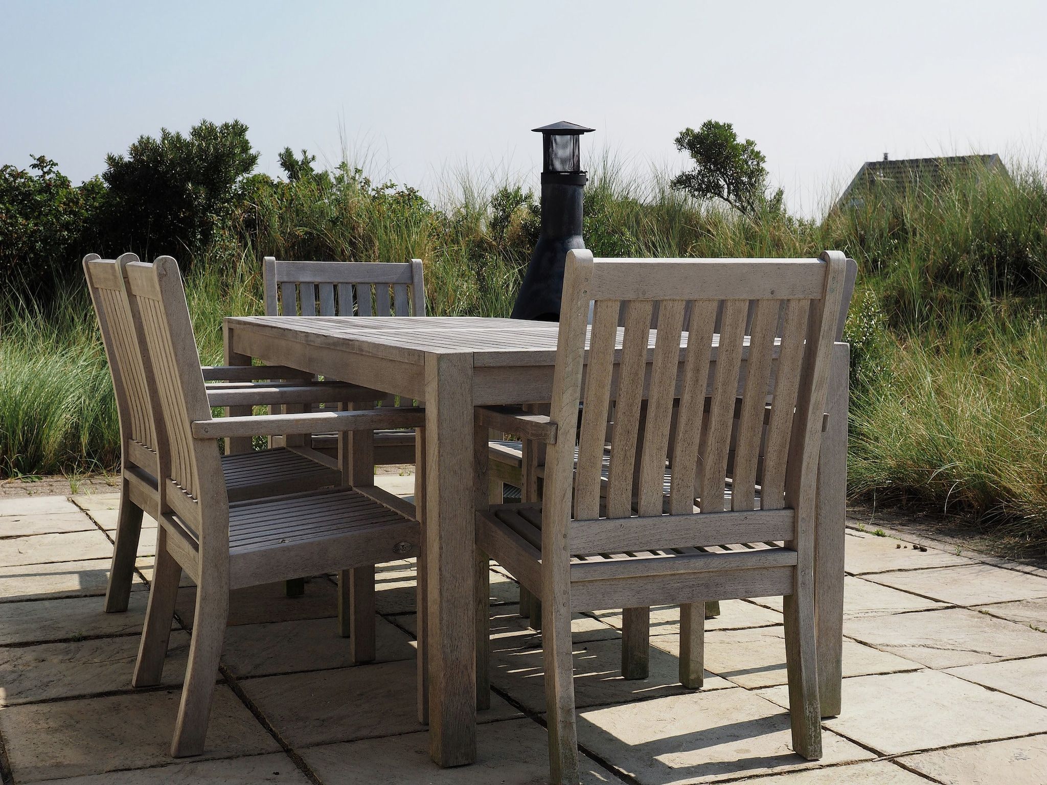Het terras van Duindroom op Terschelling in Midsland Terschelling