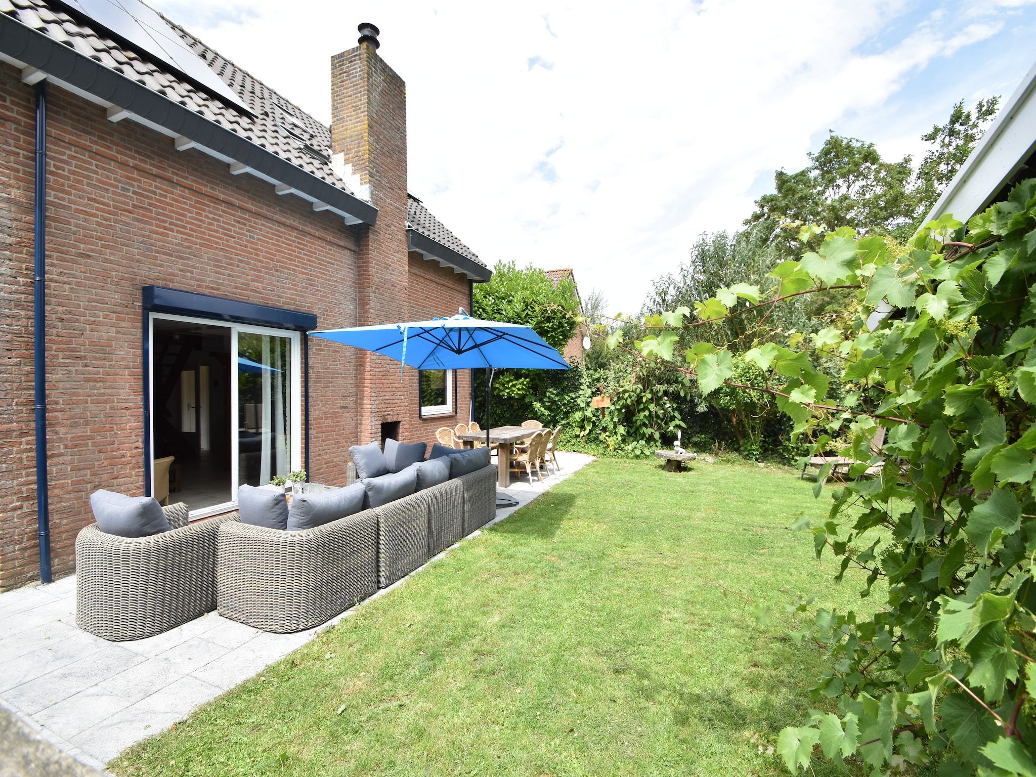 De tuin van Het Mosselhuys in Bruinisse