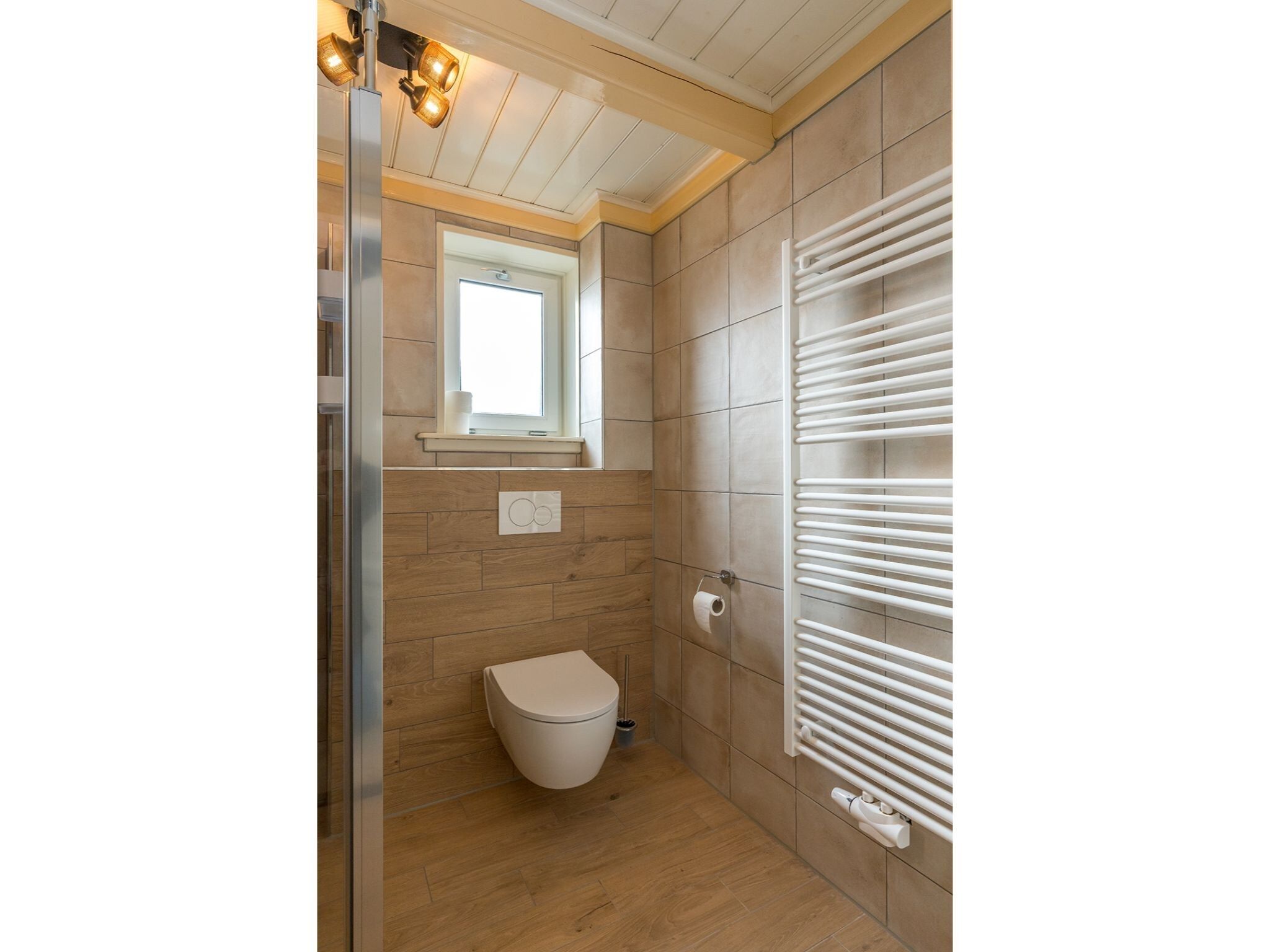 De badkamer van Florijn 1 in Oost-Texel