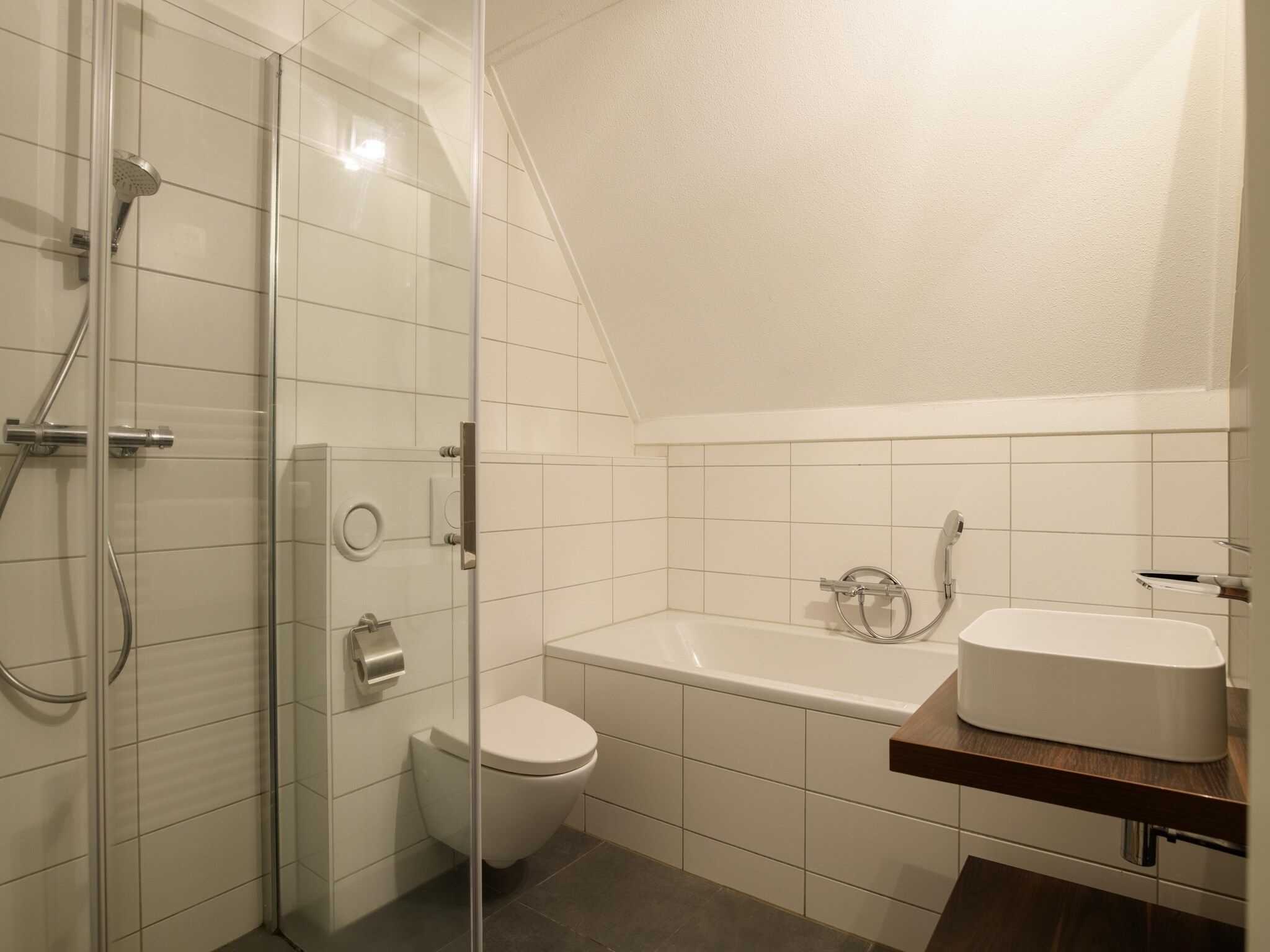 De badkamer van Resort Maastricht 5 in Maastricht