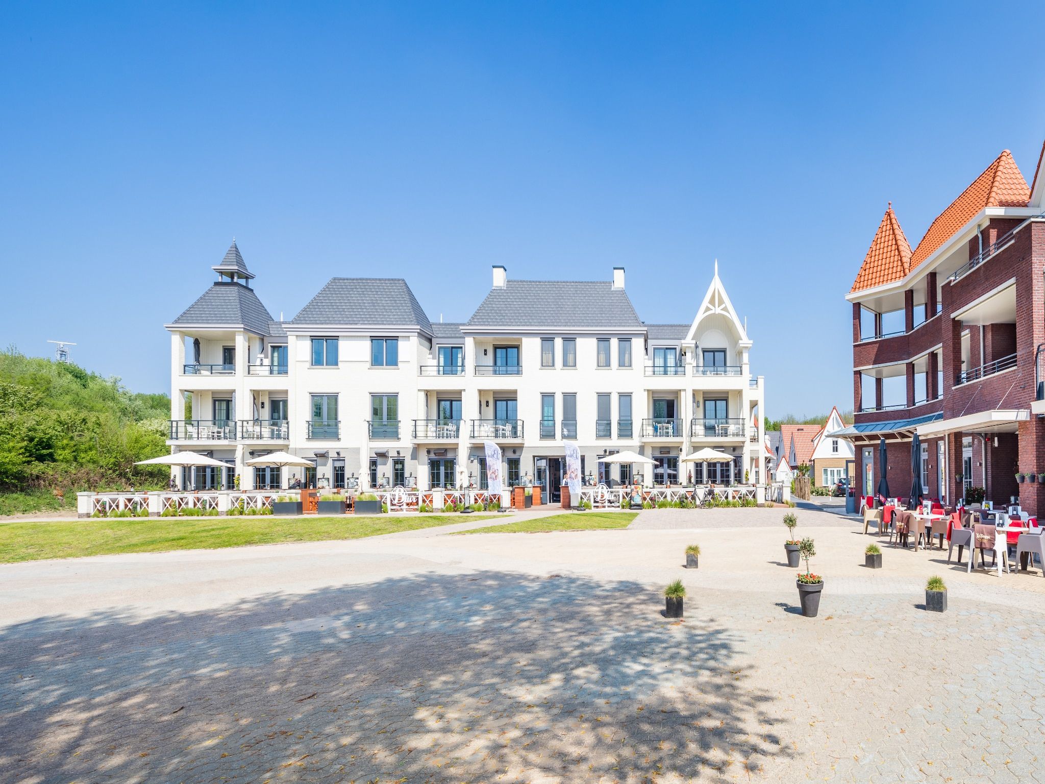 De buitenkant van Noordzee Résidence Dishoek 5 in Koudekerke