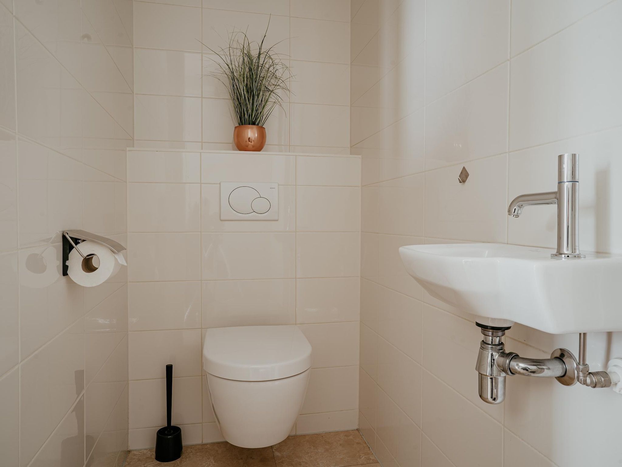 De badkamer van De ZeeParel Pink Shrimp in Egmond aan zee
