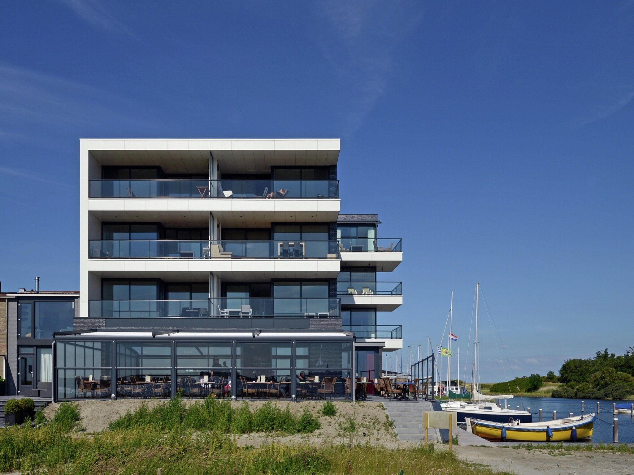 De buitenkant van Veerse Muze 7f in Kamperland
