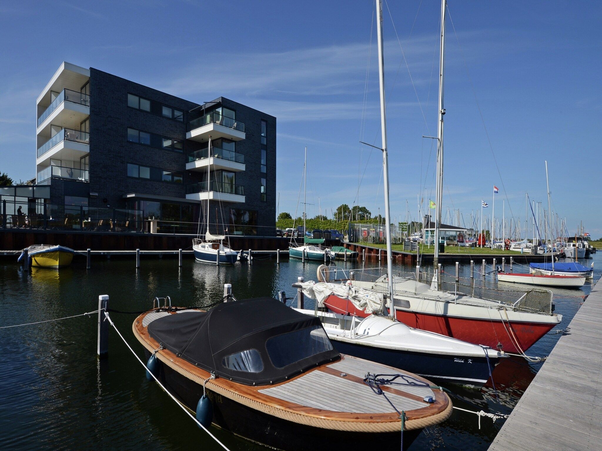 De buitenkant van Veerse Muze 7f in Kamperland