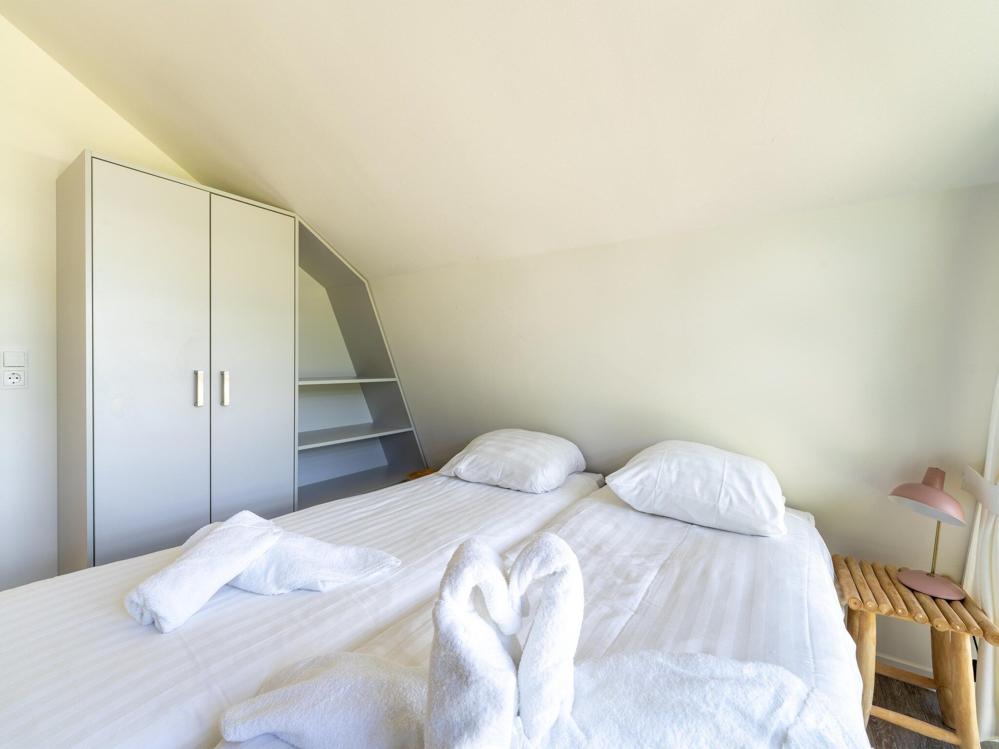 Een slaapkamer van Waterland in Egmond aan den Hoef