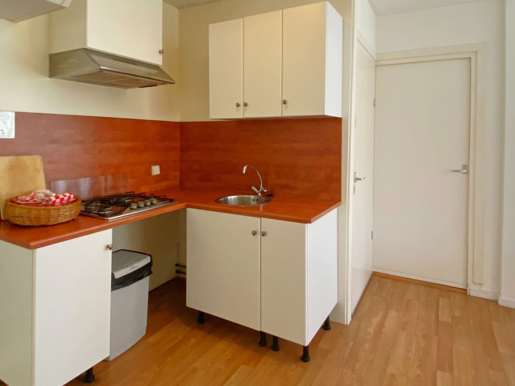 De keuken van Huize Glory Robijn in Bergen aan zee