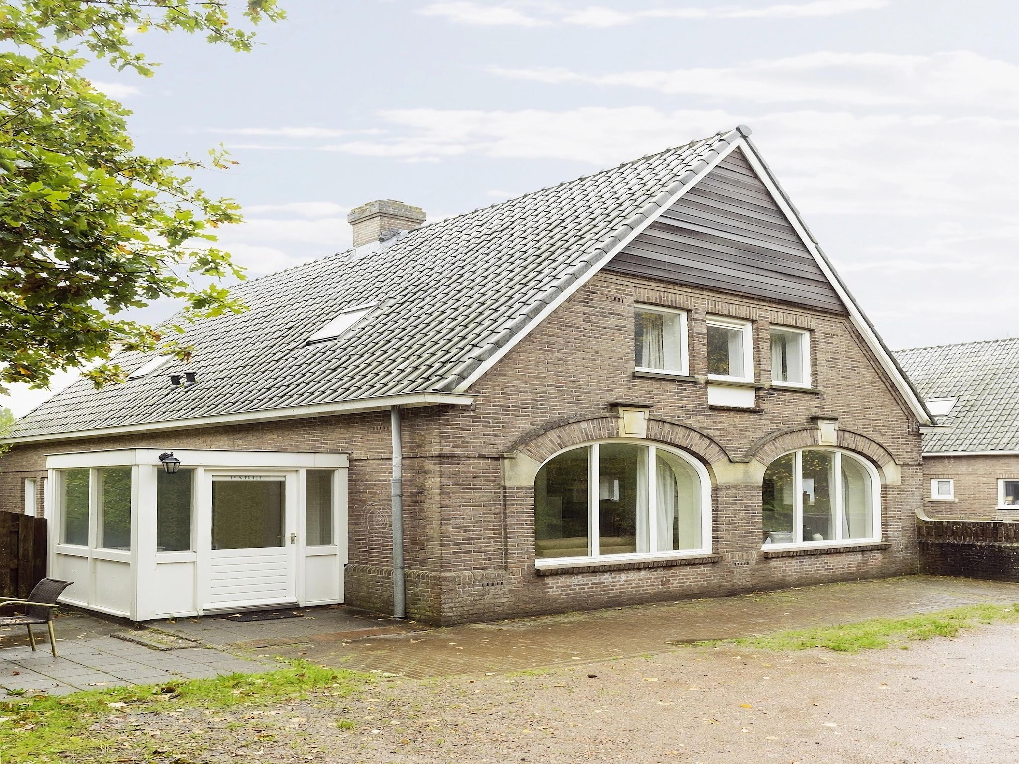 De buitenkant van Huize Glory Granaat in Bergen aan zee
