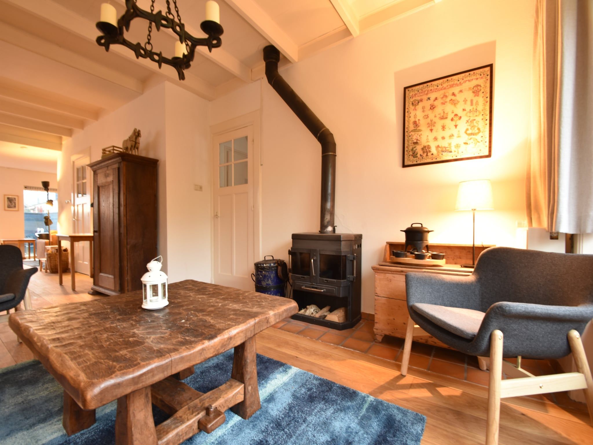 De woonkamer van Bergens Roodborstje in Bergen