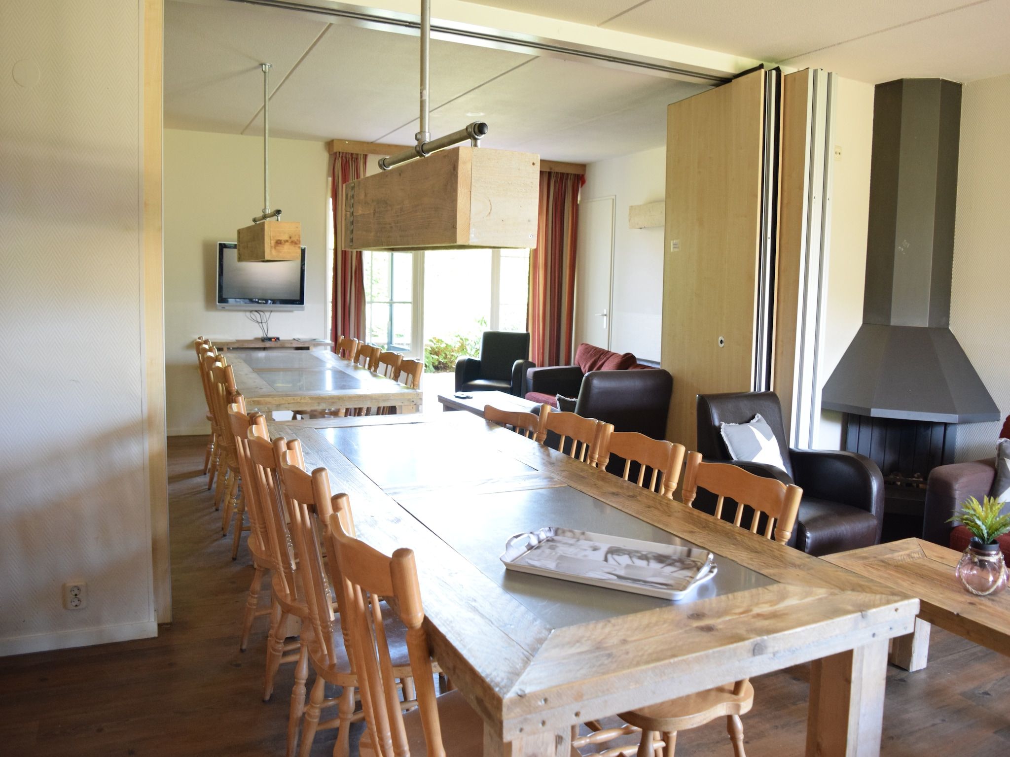 De eetkamer van Recreatiepark de Boshoek 15 in Voorthuizen