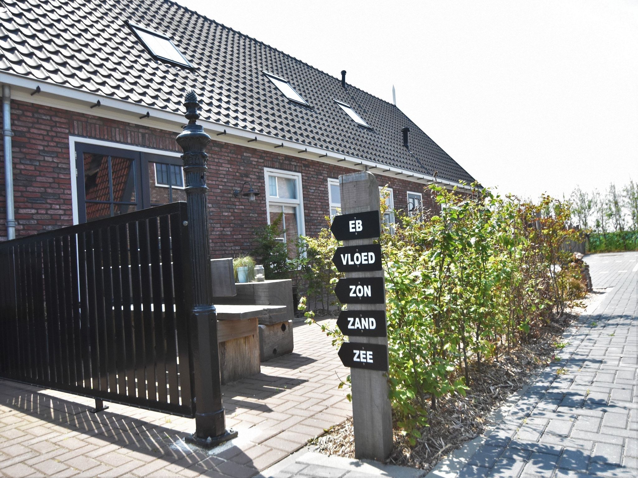 De buitenkant van Hazenborgh - Zand in Callantsoog