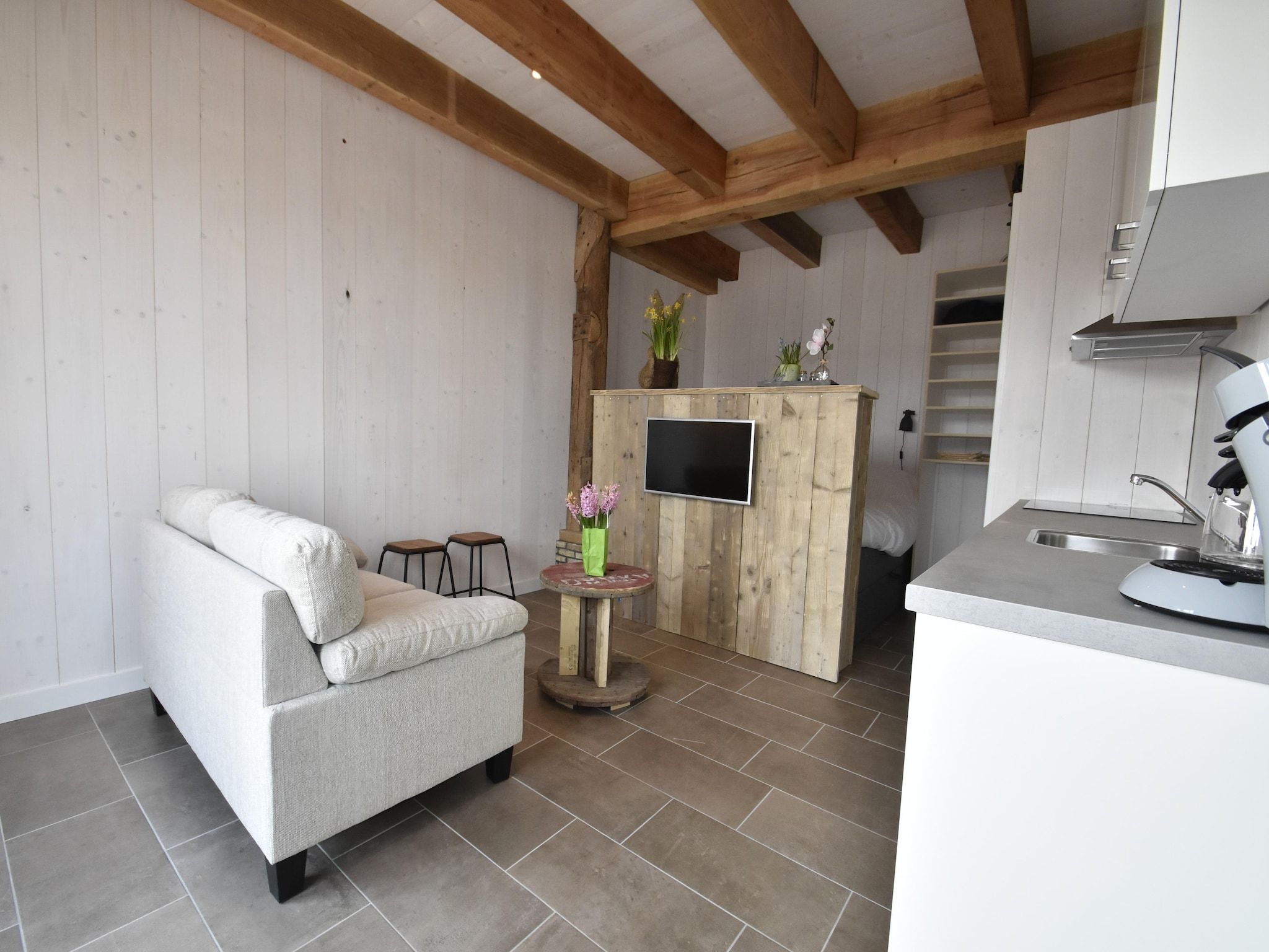 De keuken van Hazenborgh - Studio Vloed in Callantsoog