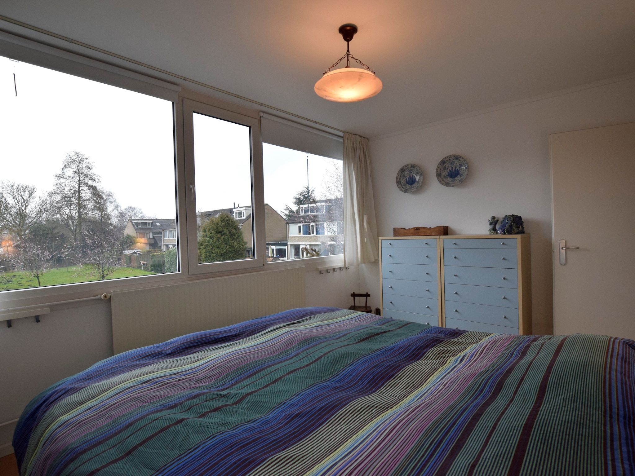 Een slaapkamer van Elzendreef in Voorburg