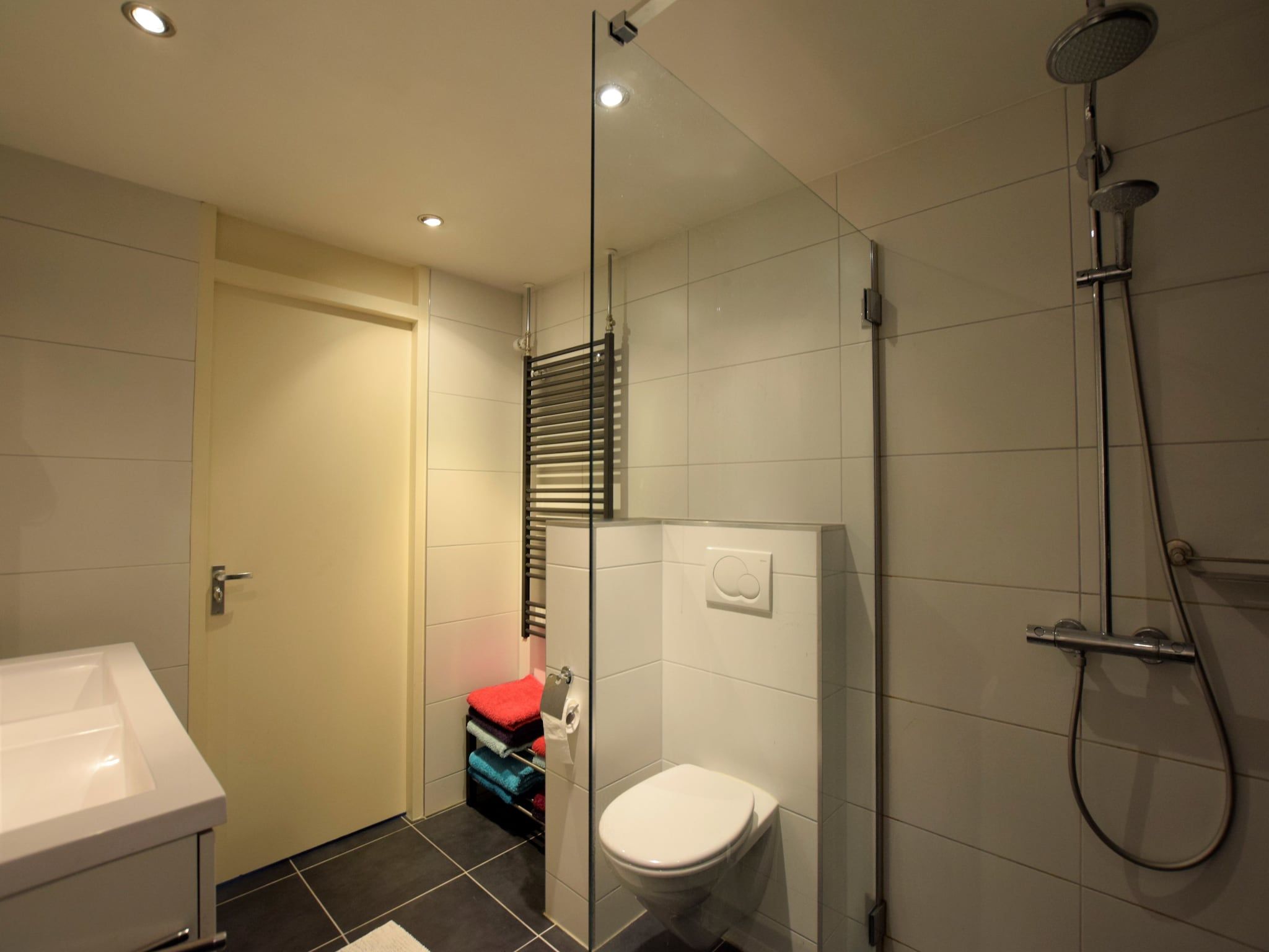 De badkamer van Elzendreef in Voorburg