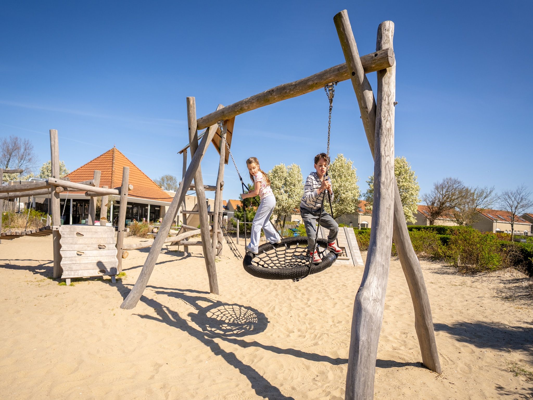 Parkfaciliteiten bij Vakantiepark de Soeten Haert 16 in Renesse