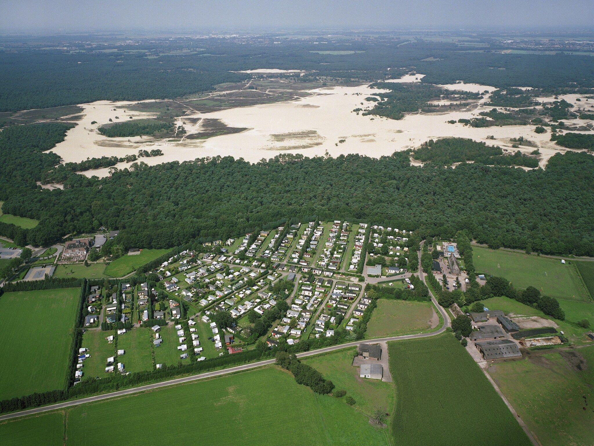 Parkfaciliteiten bij Recreatiepark Duinhoeve 6 in Udenhout
