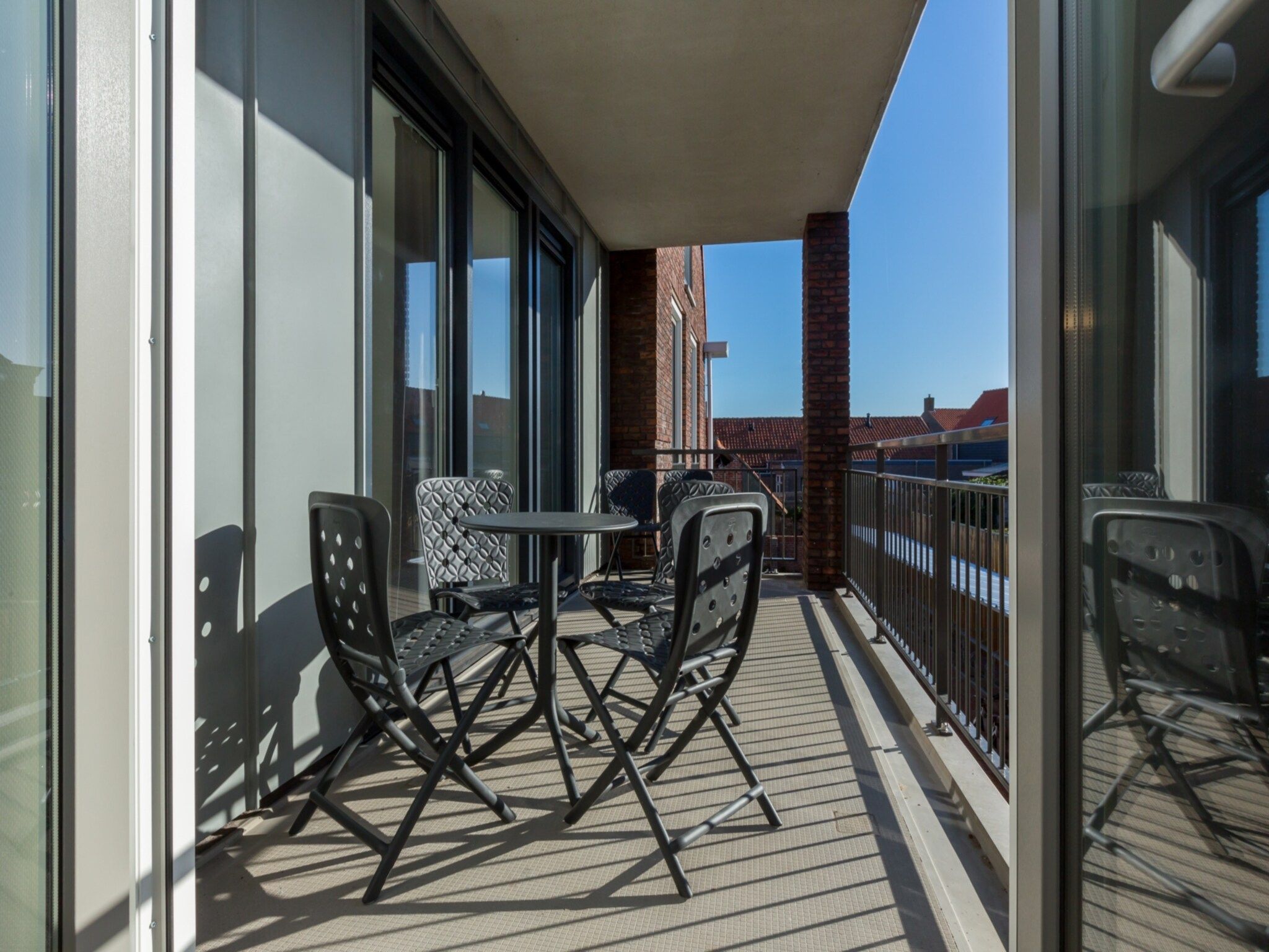 Het terras van Aparthotel Zoutelande - Luxe 2-persoons comfort appartement in Zoutelande