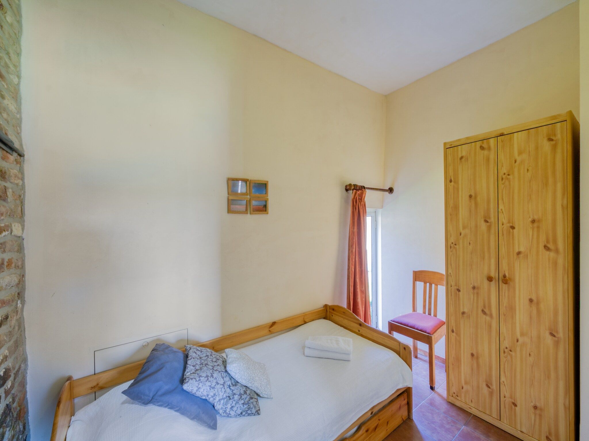 Een slaapkamer van Meschermolen 11 in Mesch-Eijsden
