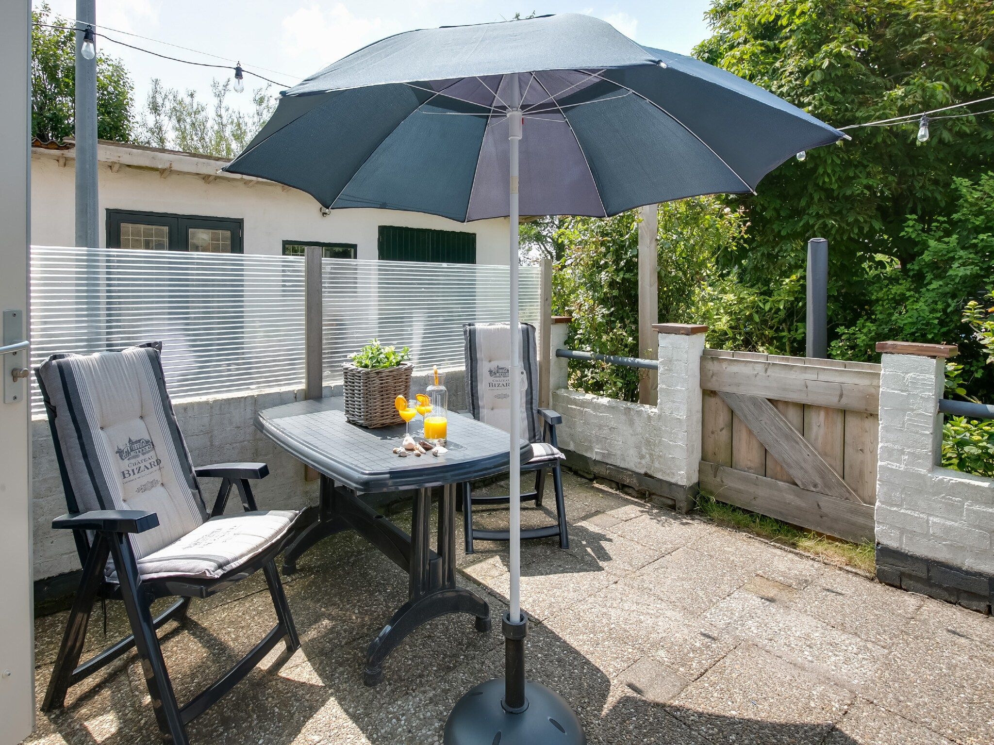 Het terras van Storm Bries in Callantsoog