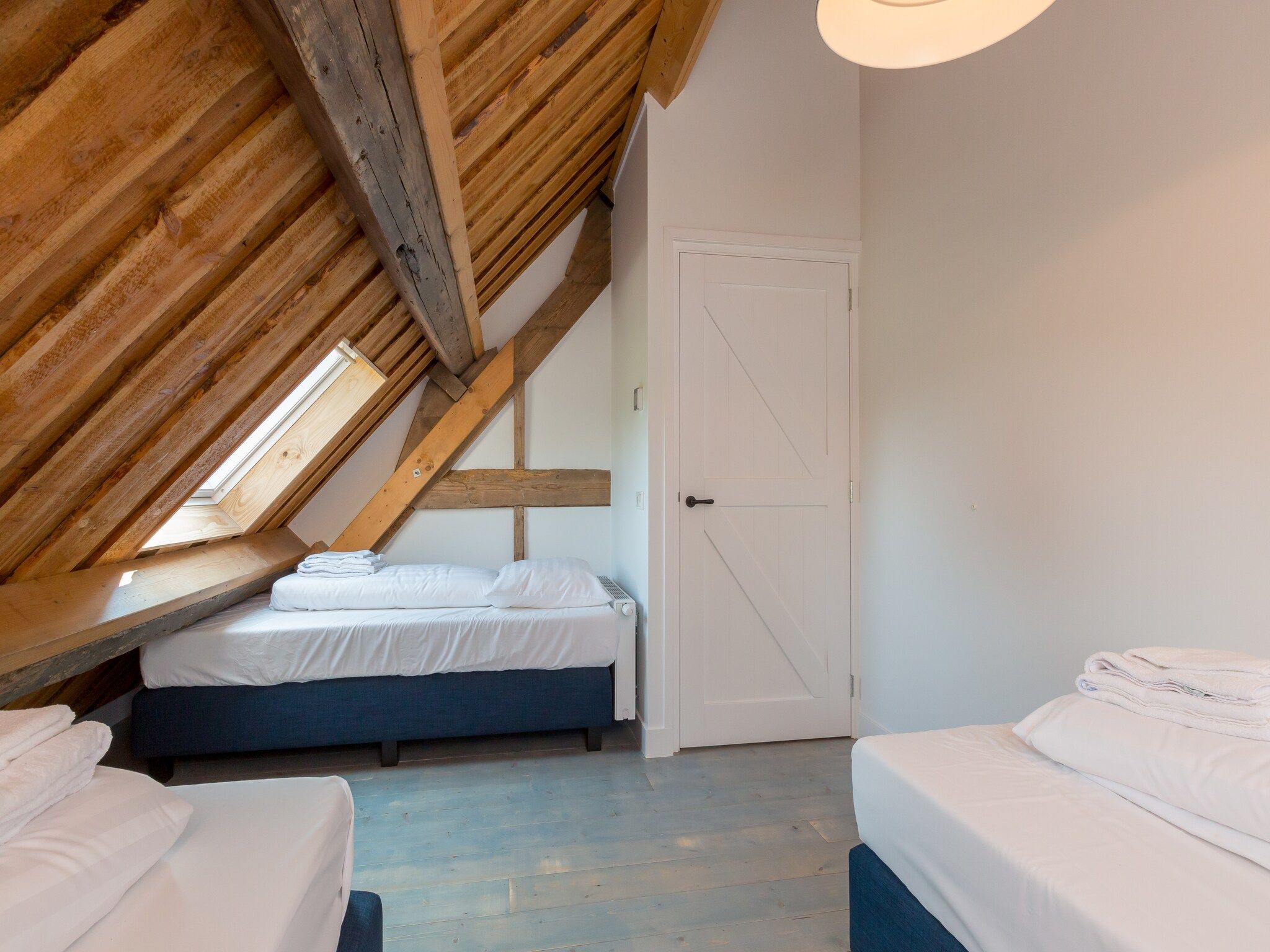 Een slaapkamer van Lepelstraat 18A  Vrouwenpolder "'t Blauwtje" in Vrouwenpolder
