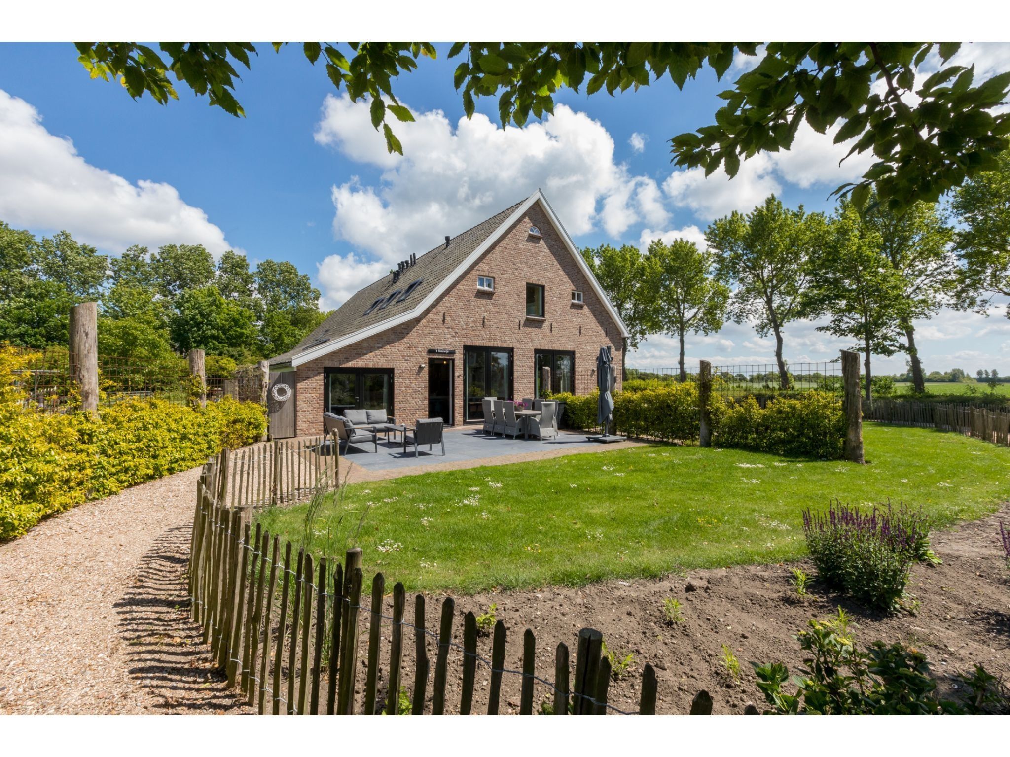 De buitenkant van Lepelstraat 18A  Vrouwenpolder "'t Blauwtje" in Vrouwenpolder