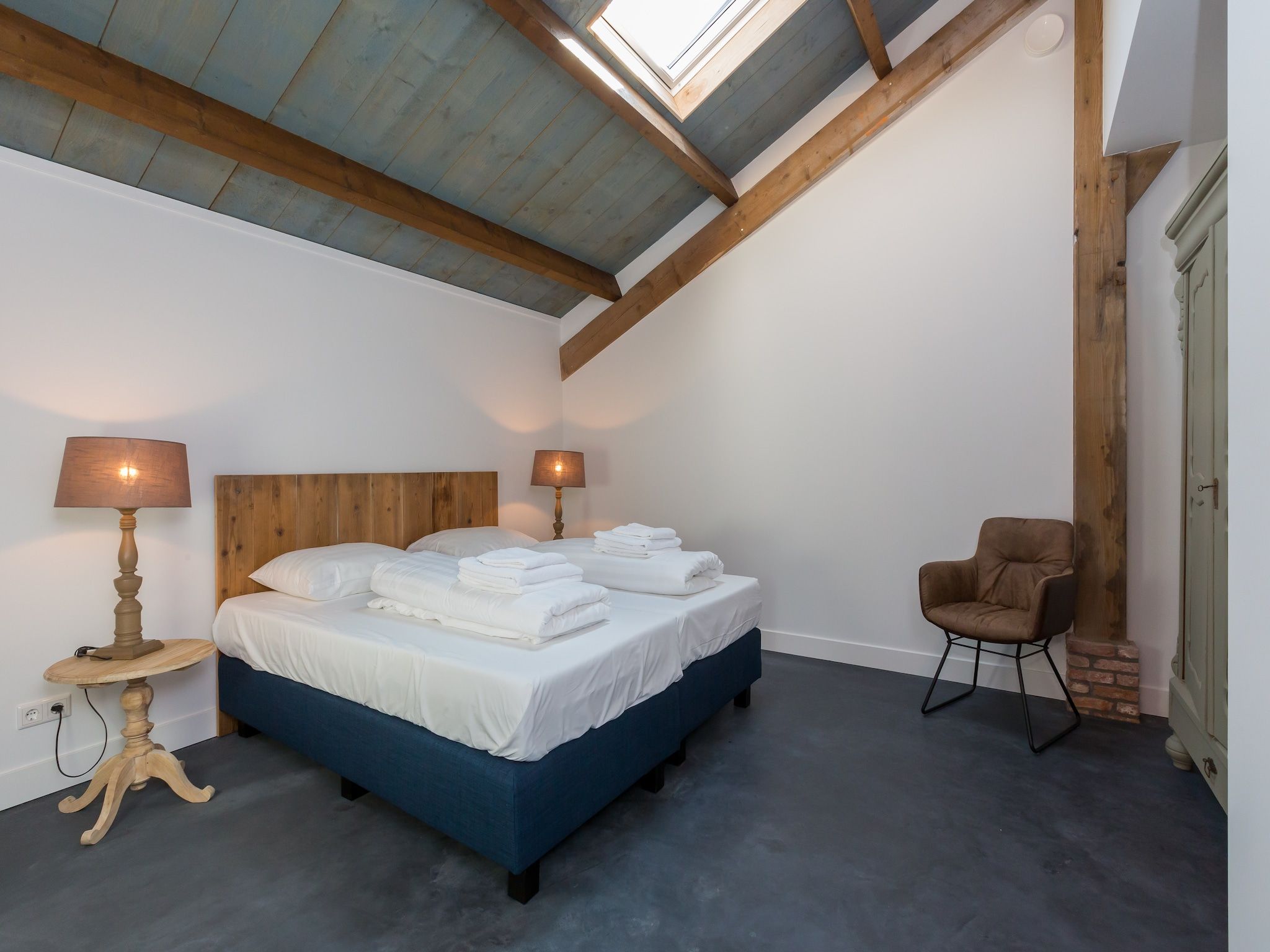 Een slaapkamer van Lepelstraat 18B  Vrouwenpolder "'t Zwartje" in Vrouwenpolder