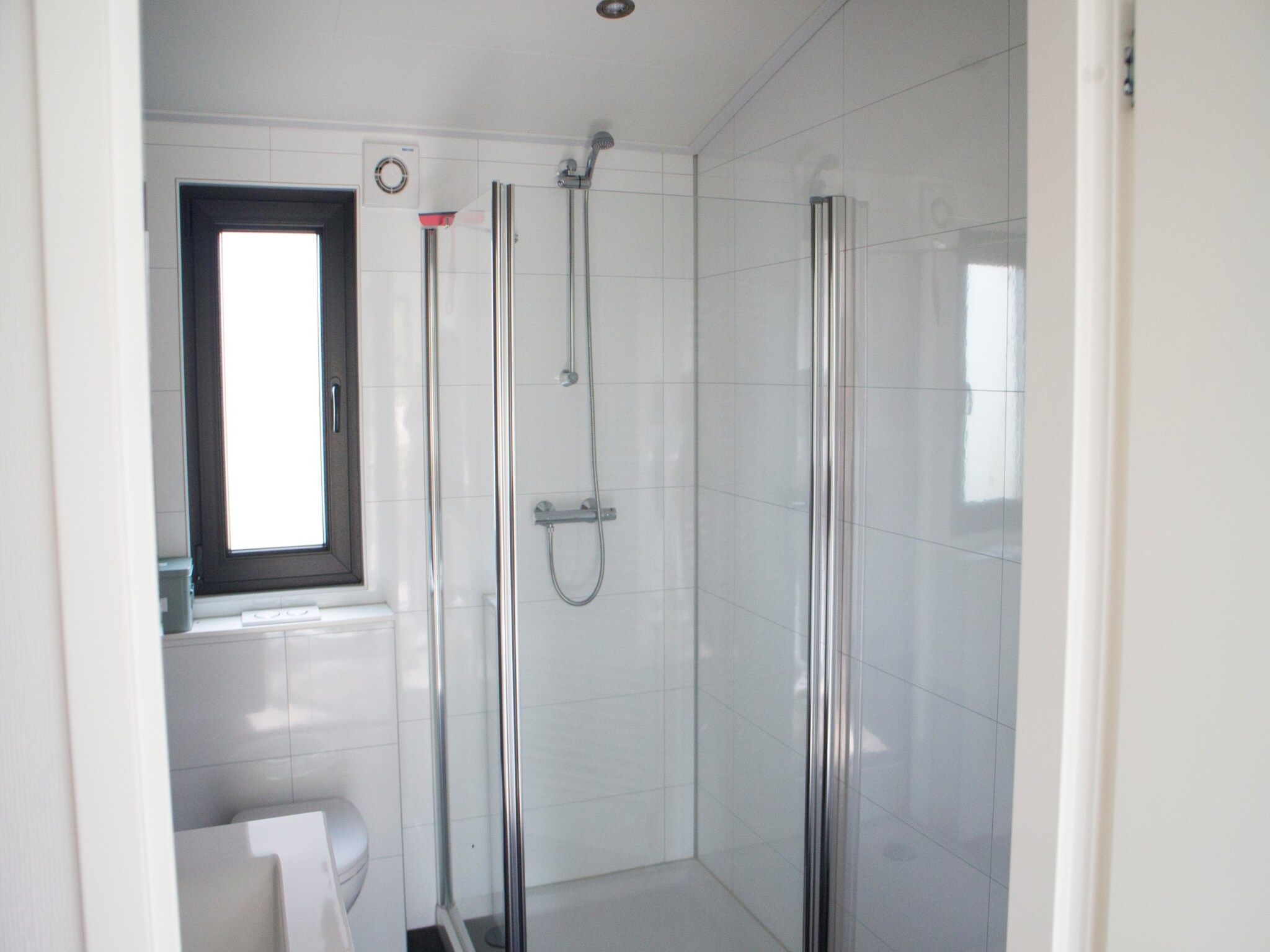 De badkamer van Pavilion 4 in Otterlo