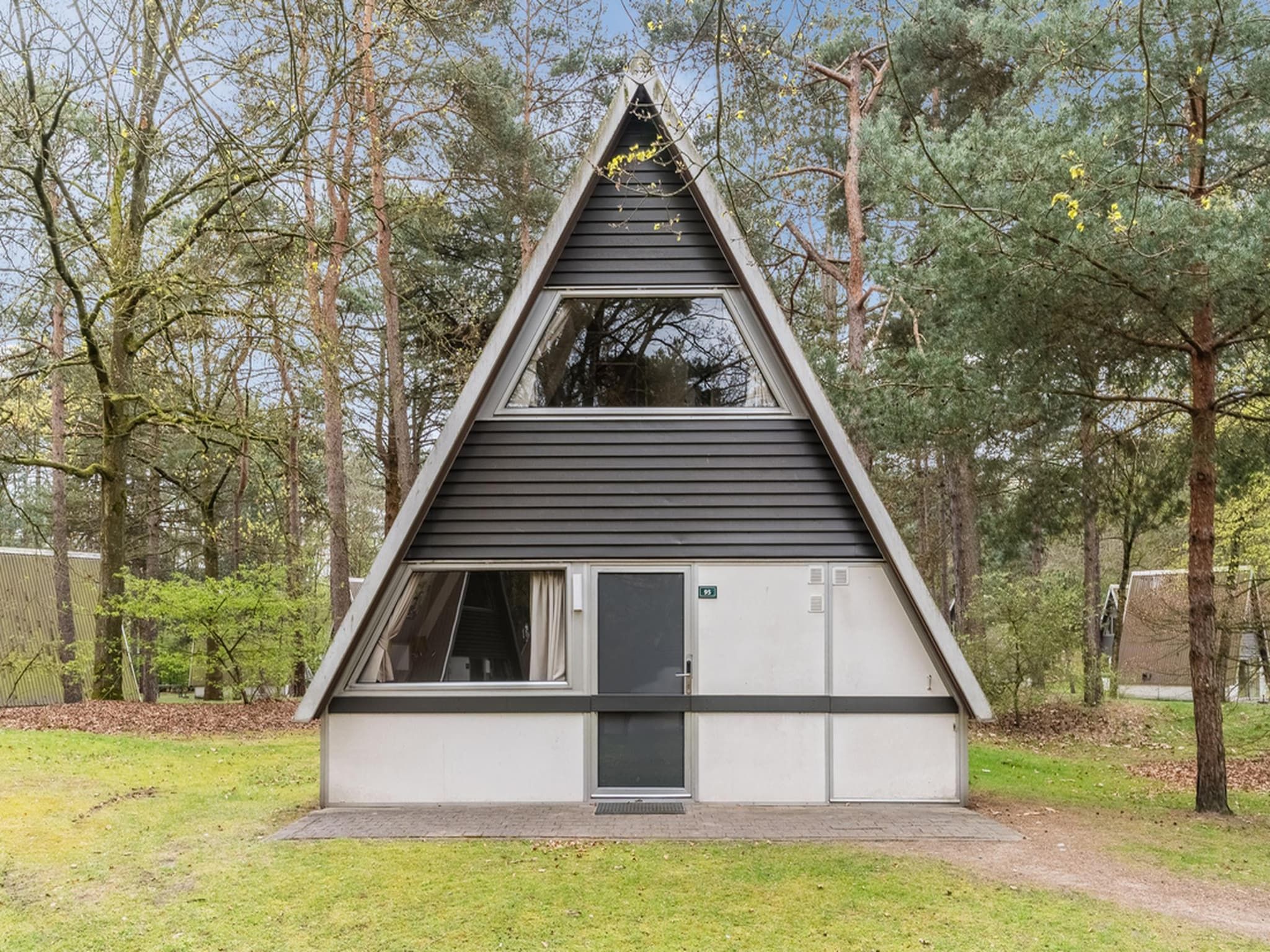 De buitenkant van Bospark 't Wolfsven 8 in Mierlo