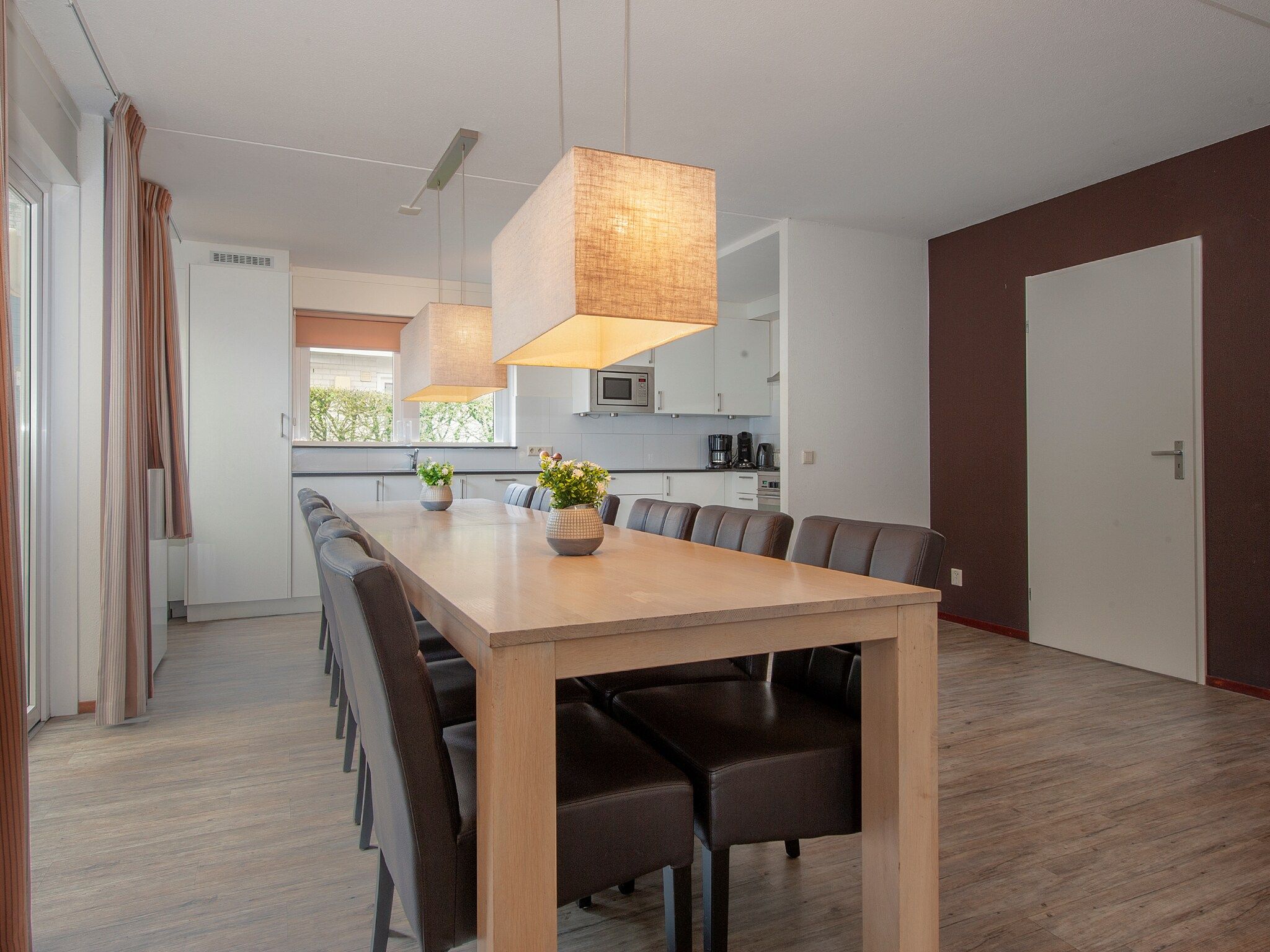 De eetkamer van Resort Arcen 18 in Arcen