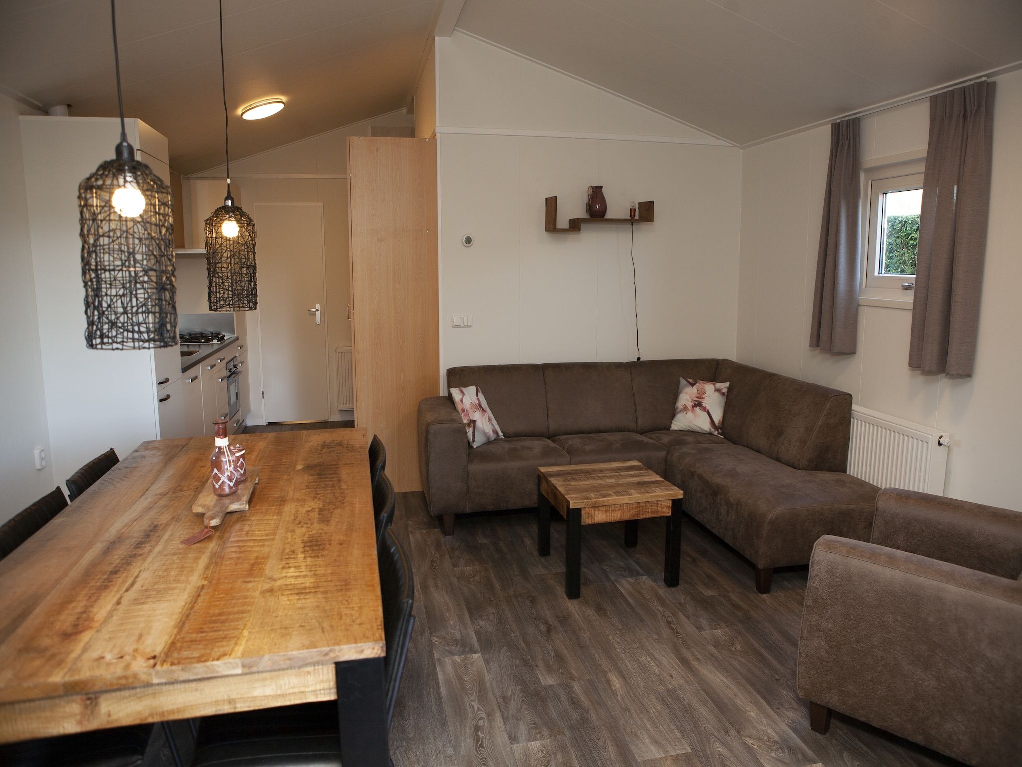 De woonkamer van Recreatiepark de Boshoek 22 in Voorthuizen